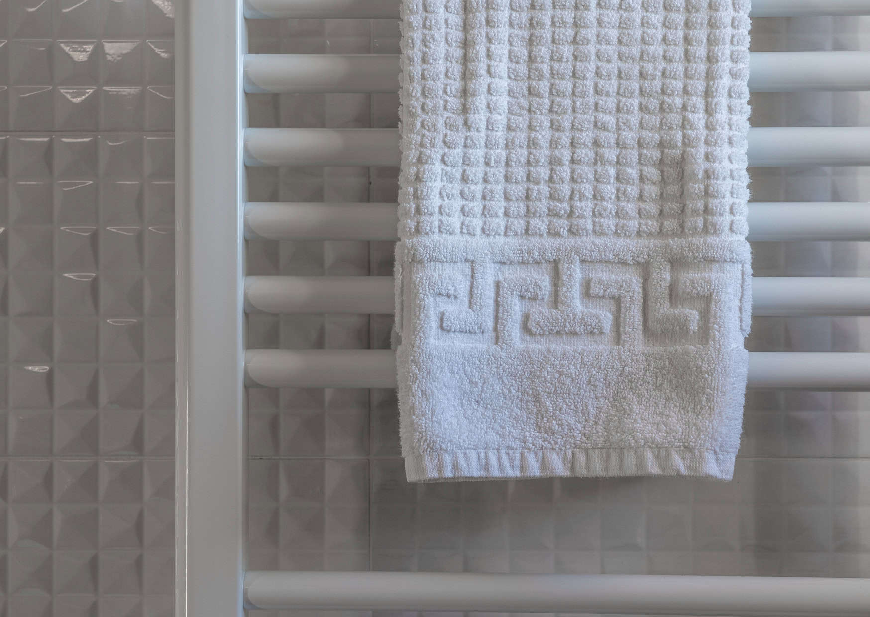 The European Shower Habit That Leaves Americans Totally Baffled 6 The European Shower Habit That Americans Find Completely Backwards 2 1