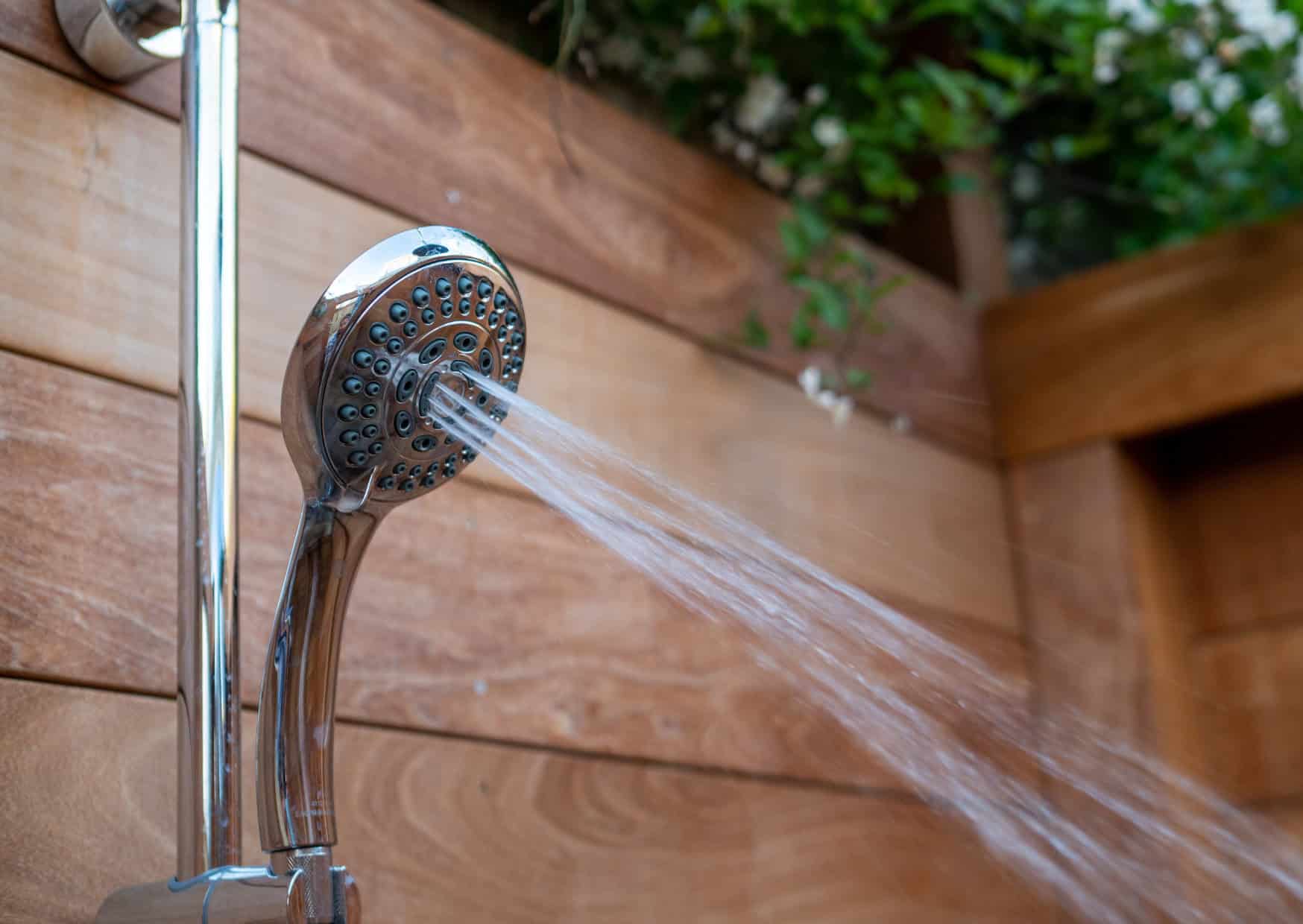 The European Shower Habit That Leaves Americans Totally Baffled 1 The European Shower Habit That Americans Find Completely Backwards