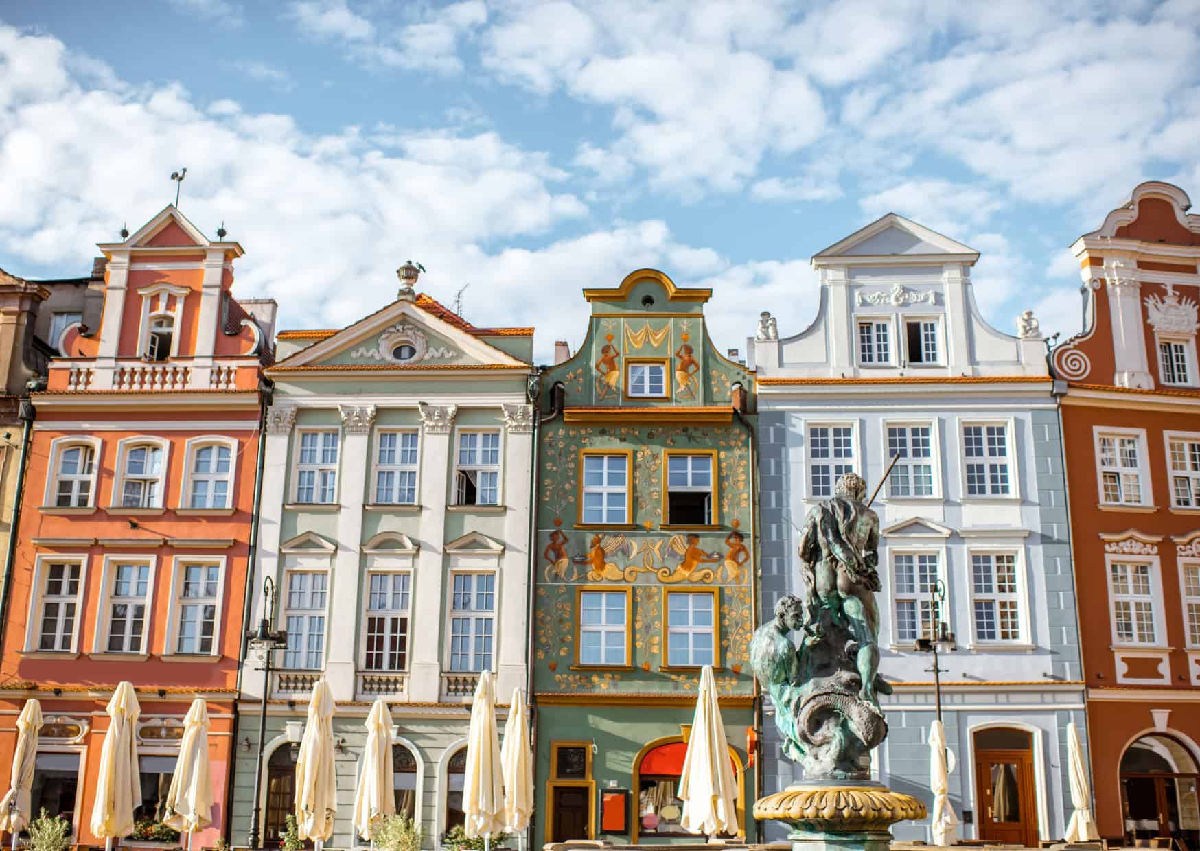 Why European Cities Are Designed for Walking (While American Ones Aren’t) 6 Why European Cities Are Designed for Walking 3