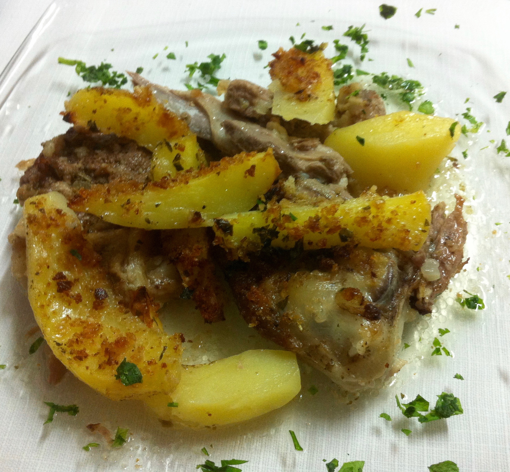 7 Sunday Dinner Recipes Italian Grandmothers Never Share With Outsiders 2 Agnello al forno con patate alla leccese