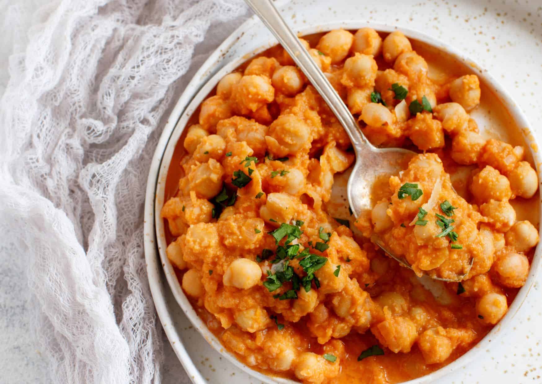 The 9 Curry Recipes Everyone Should Know How to Cook 7 Chana Masala Chickpea Curry