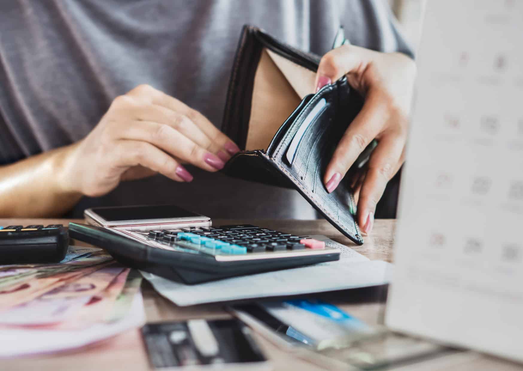 Why More Couples Are Living Together And Never Getting Married 1 Europeans Never Talk About These Financial Topics 2