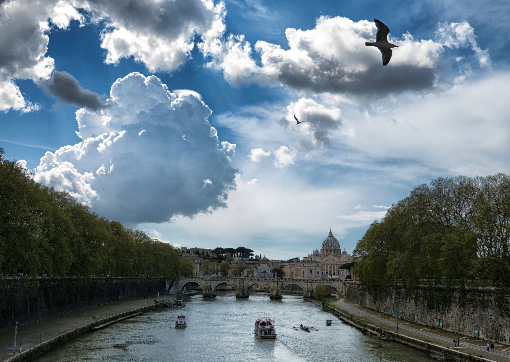 First Time in Rome? These Must-See Spots Will Make You Fall in Love with the Eternal City 8 Roman Forum and Palatine Hill 4