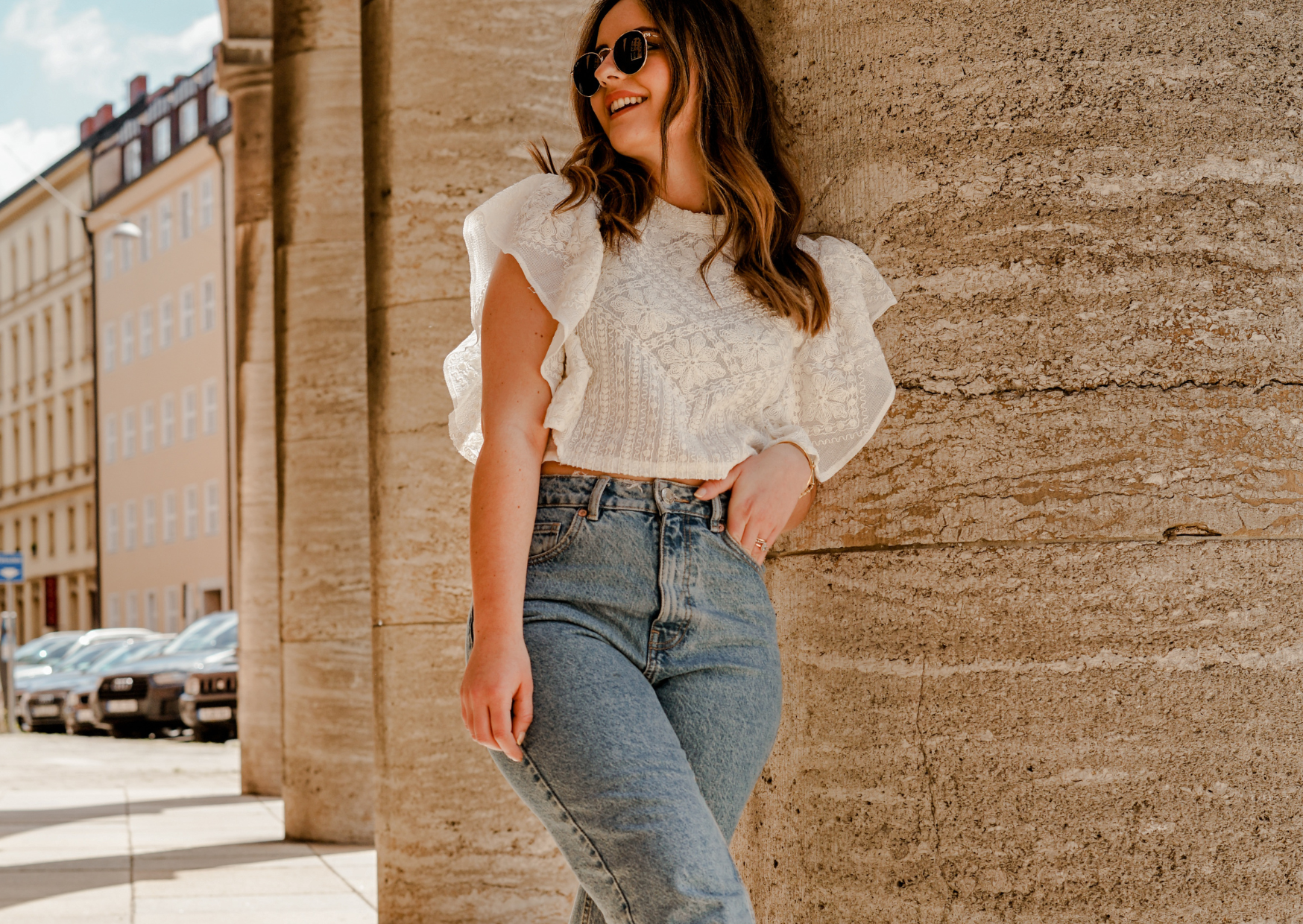 Why Europeans Completely Change Their Wardrobes Every Season 3