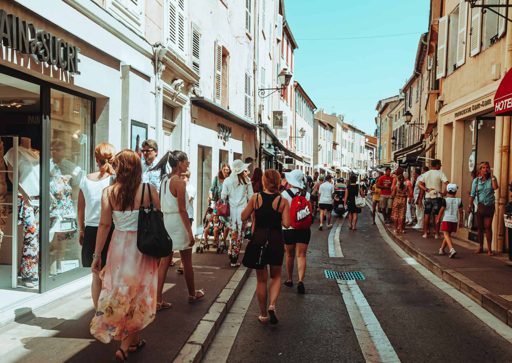 Why Mediterranean Streets Make People Happier—And What American Cities Are Getting Wrong 2 Why Mediterranean Streets Create Happier People 8