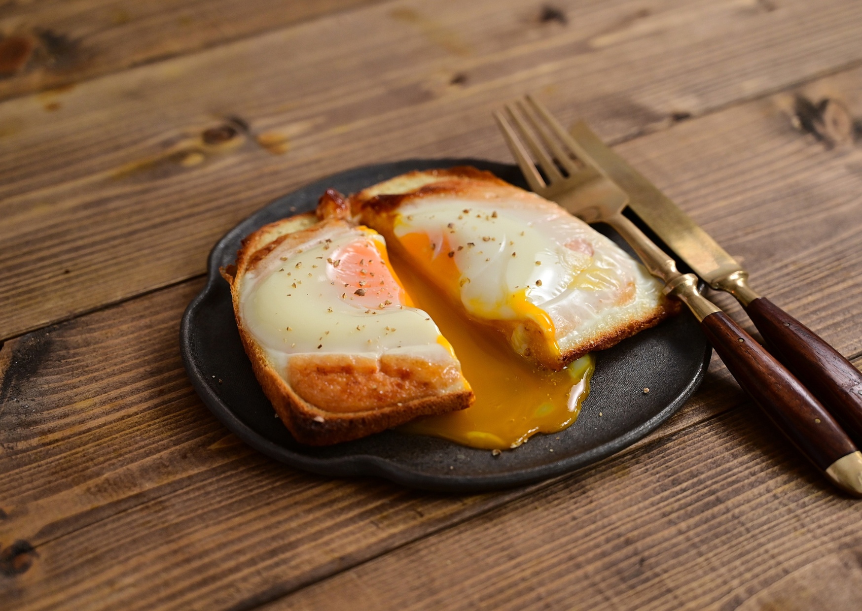Why This Common Spanish Dinner Ingredient Feels Normal in Spain and “Dangerous” in America: The Spanish Food Americans Don’t Understand 1 Dinner Ingredient Spanish Families Eat Daily That Americans Think Is Dangerous 2