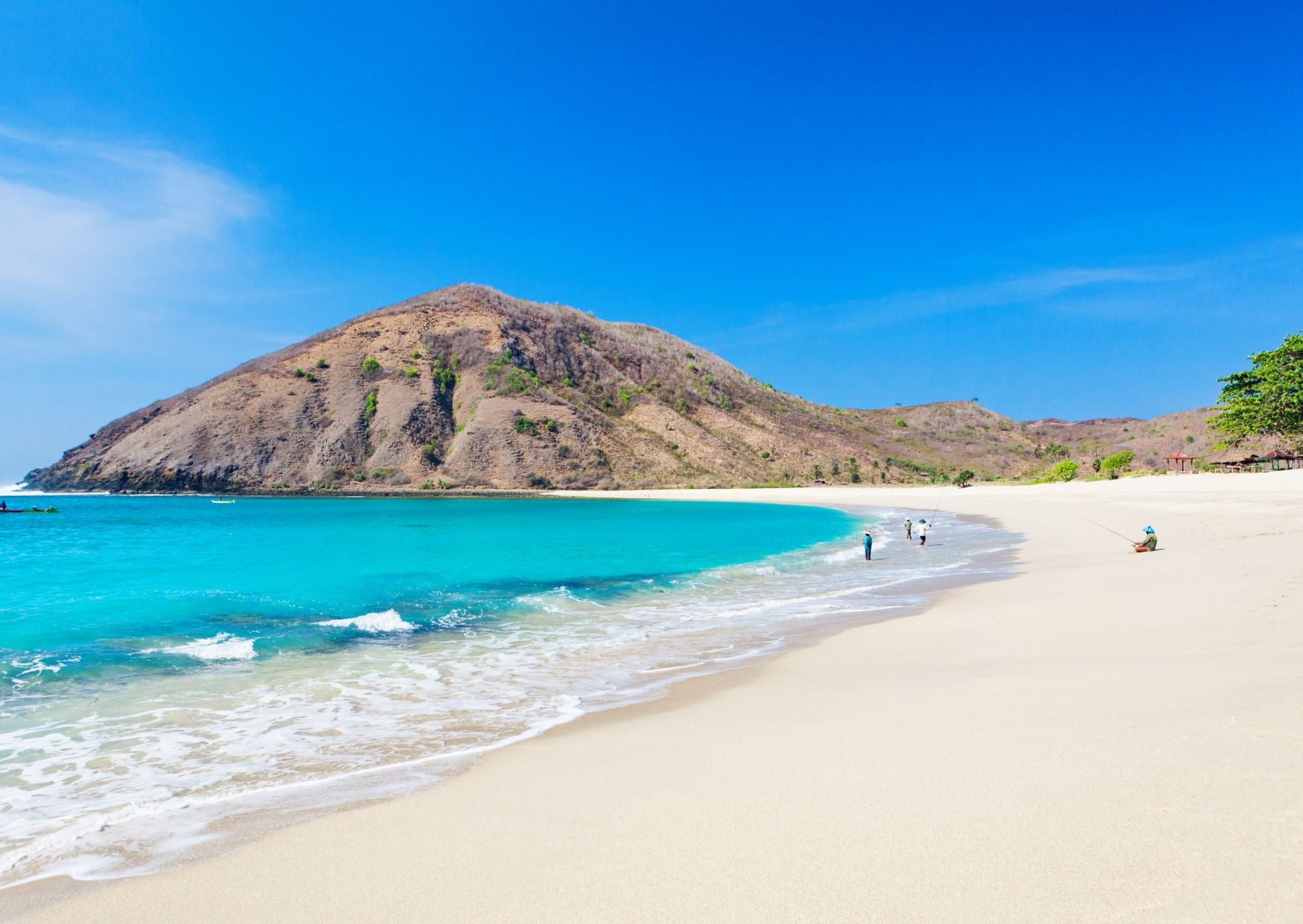 Forget Bora Bora: These 17 Islands Give You Paradise for Less 17 12 Dreamy Destinations For a Cheap Price