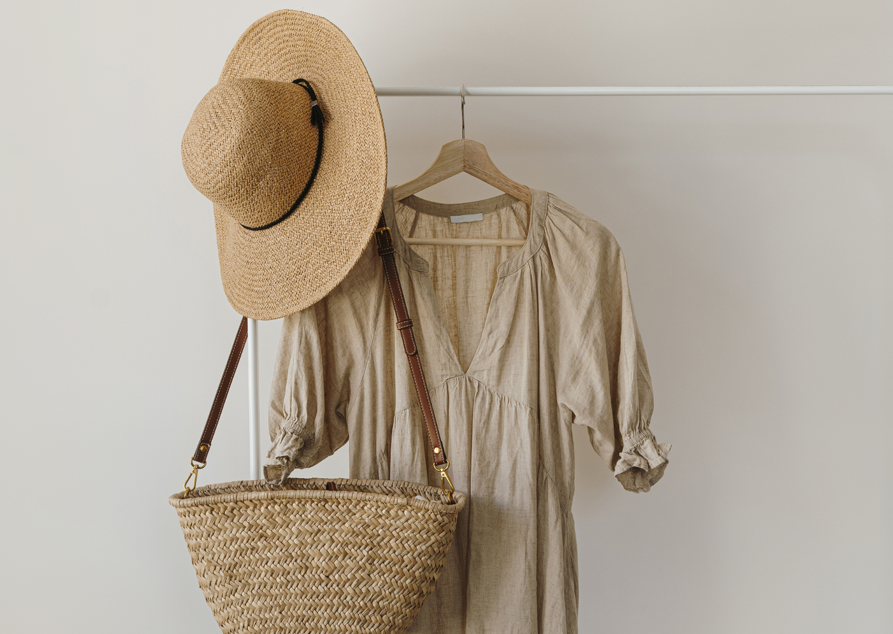 Why the French Never Overpack: The French Packing Method That Makes Suitcases Lighter and Trips Easier 3 Packing Method French Travelers Use 3