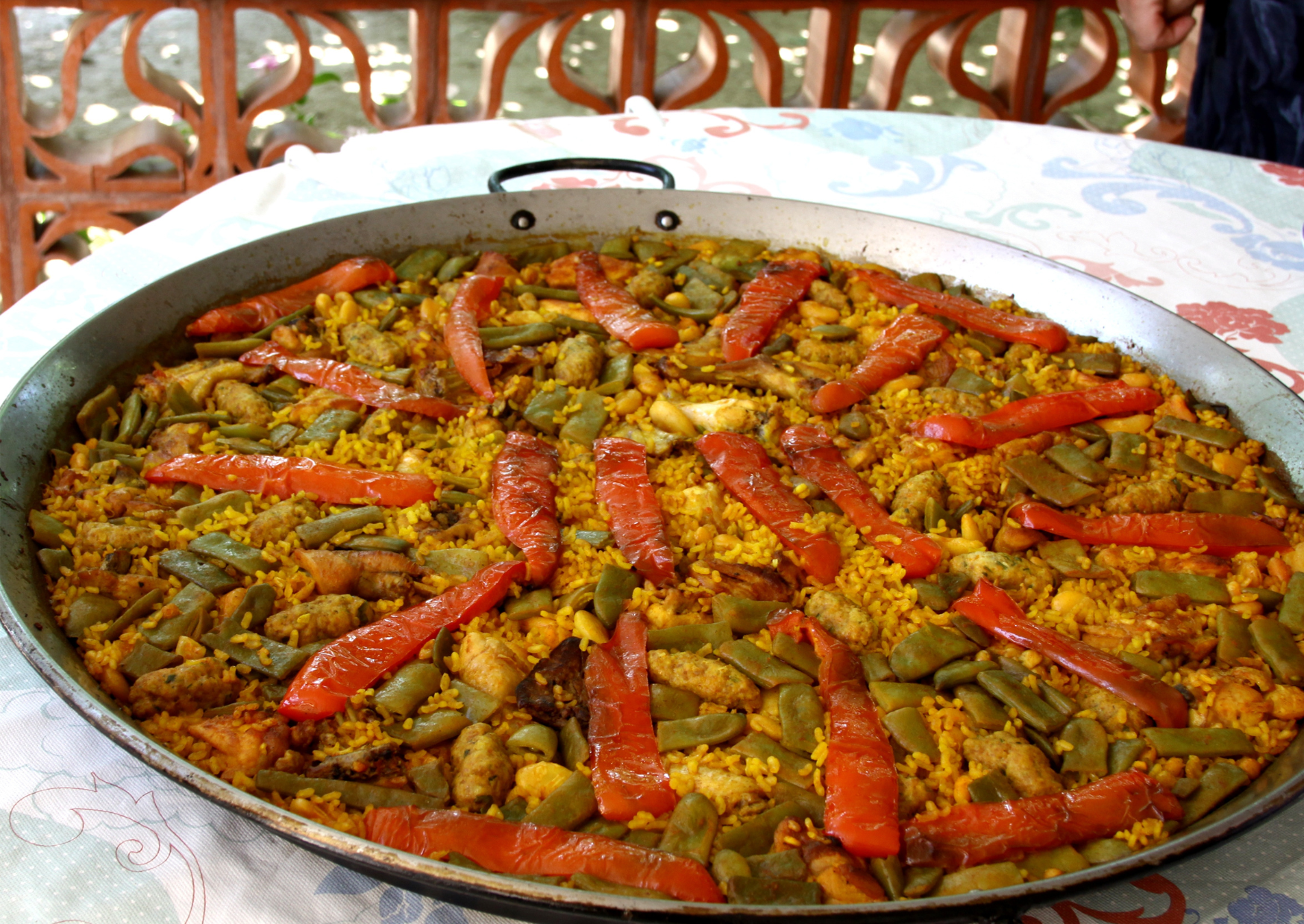 Real Spanish Paella Never Contains These Popular American Additions 4