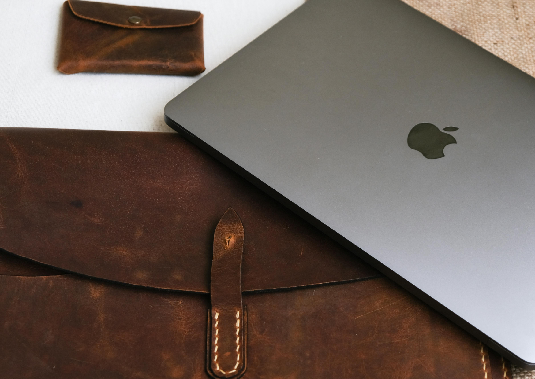 9 Travel Accessories Europeans Swear By (That Most Americans Don’t Even Know Exist) 2 The European Travel Expenses Americans Never Budget For 2 1