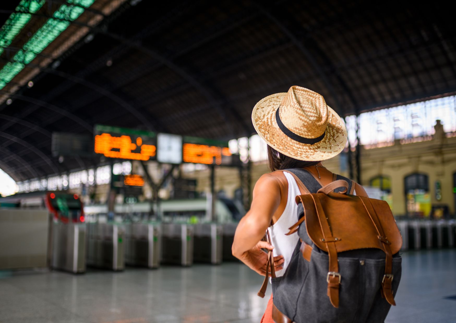 Why Americans Stand Out Abroad Fast: 20 Ways Americans Accidentally Expose Themselves Abroad 8 Travel Smarter: 20 Mistakes Americans Make Abroad (And How to Fix Them)
