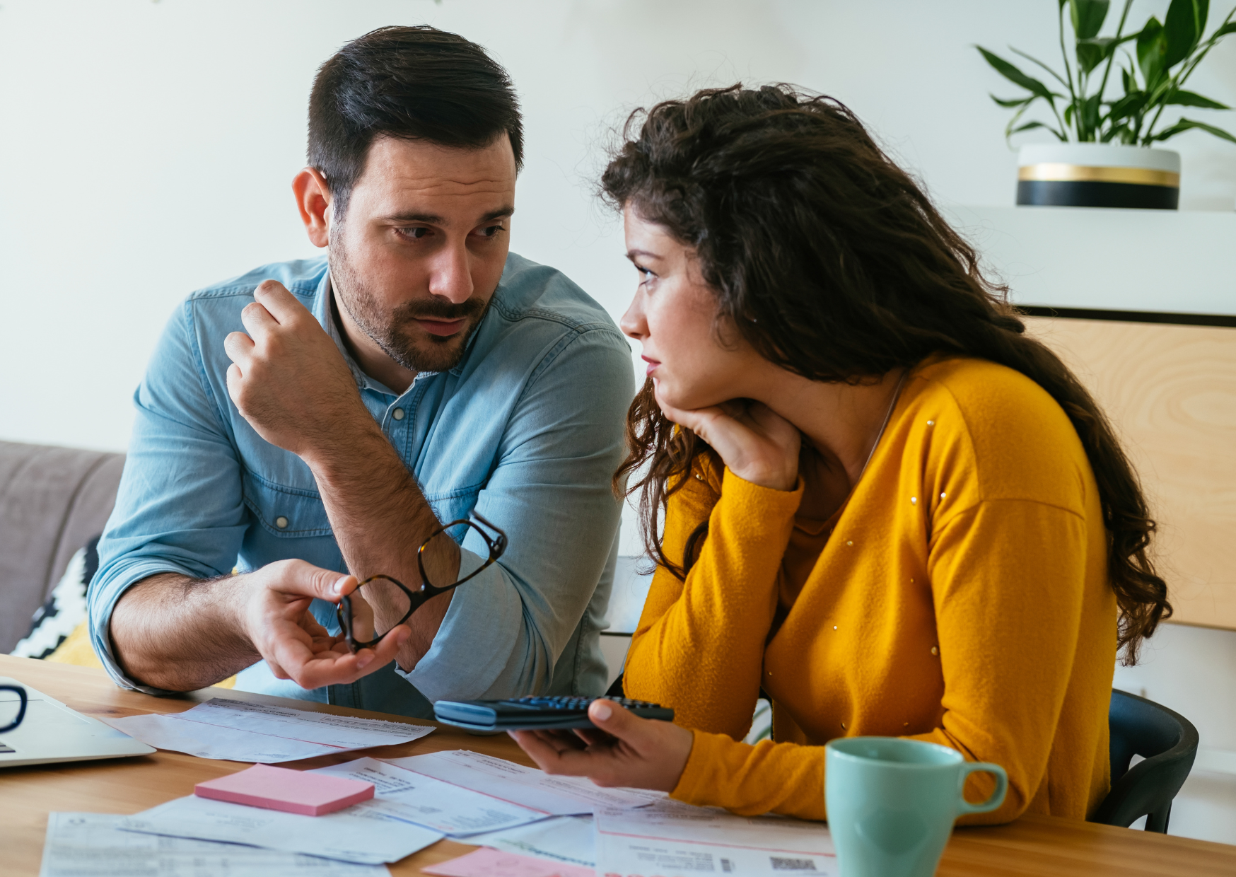 Italian Couples Split Bills 3