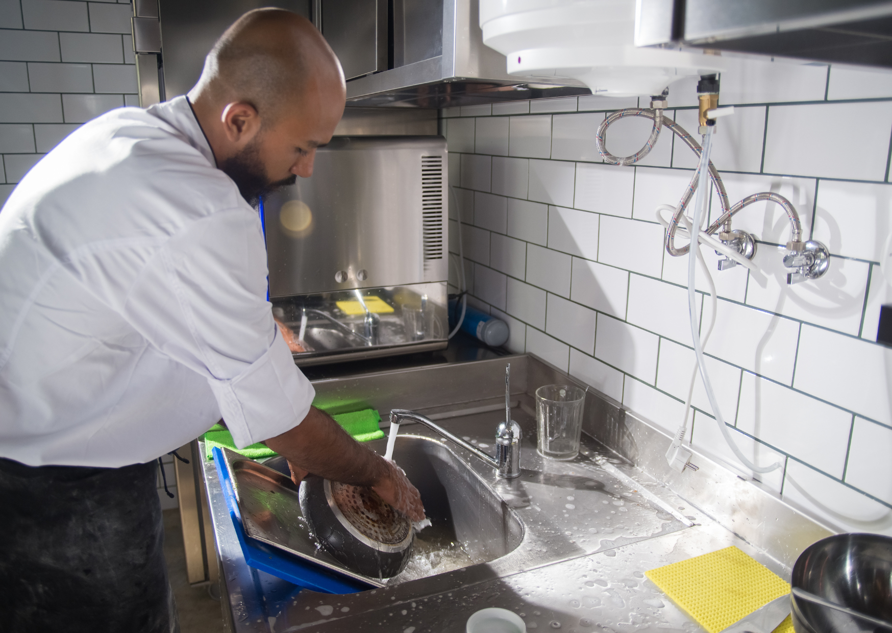 The Kitchen Appliance Europeans Never Use That Americans Can't Live Without 4 Kitchen Appliance Europeans Never Use 4