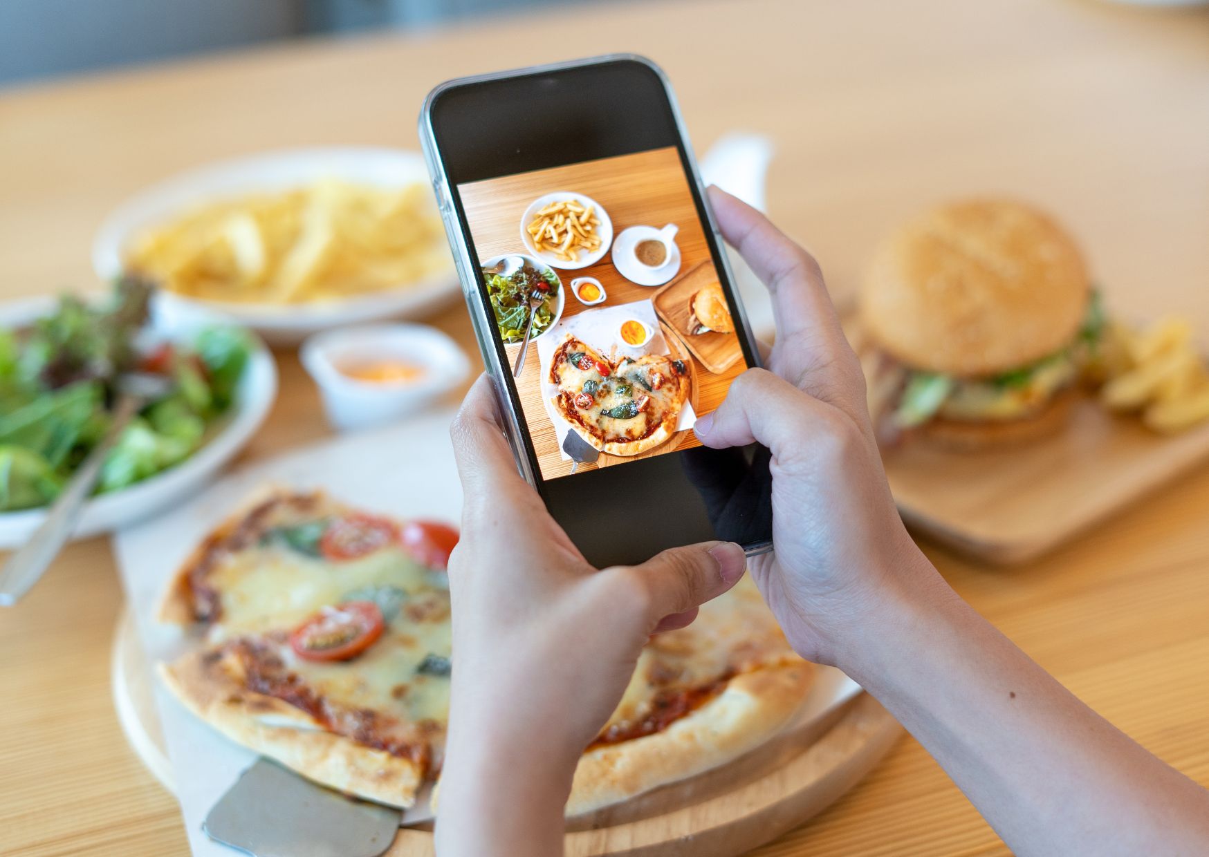 9 Cringe-Worthy Restaurant Habits Americans Bring to Europe 7 Portugal 56