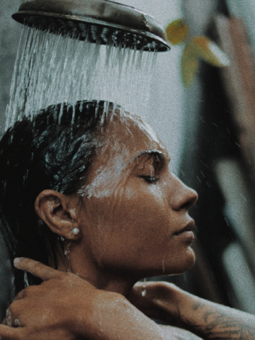 The Shower Temperature Greeks Use That Would Scald Americans