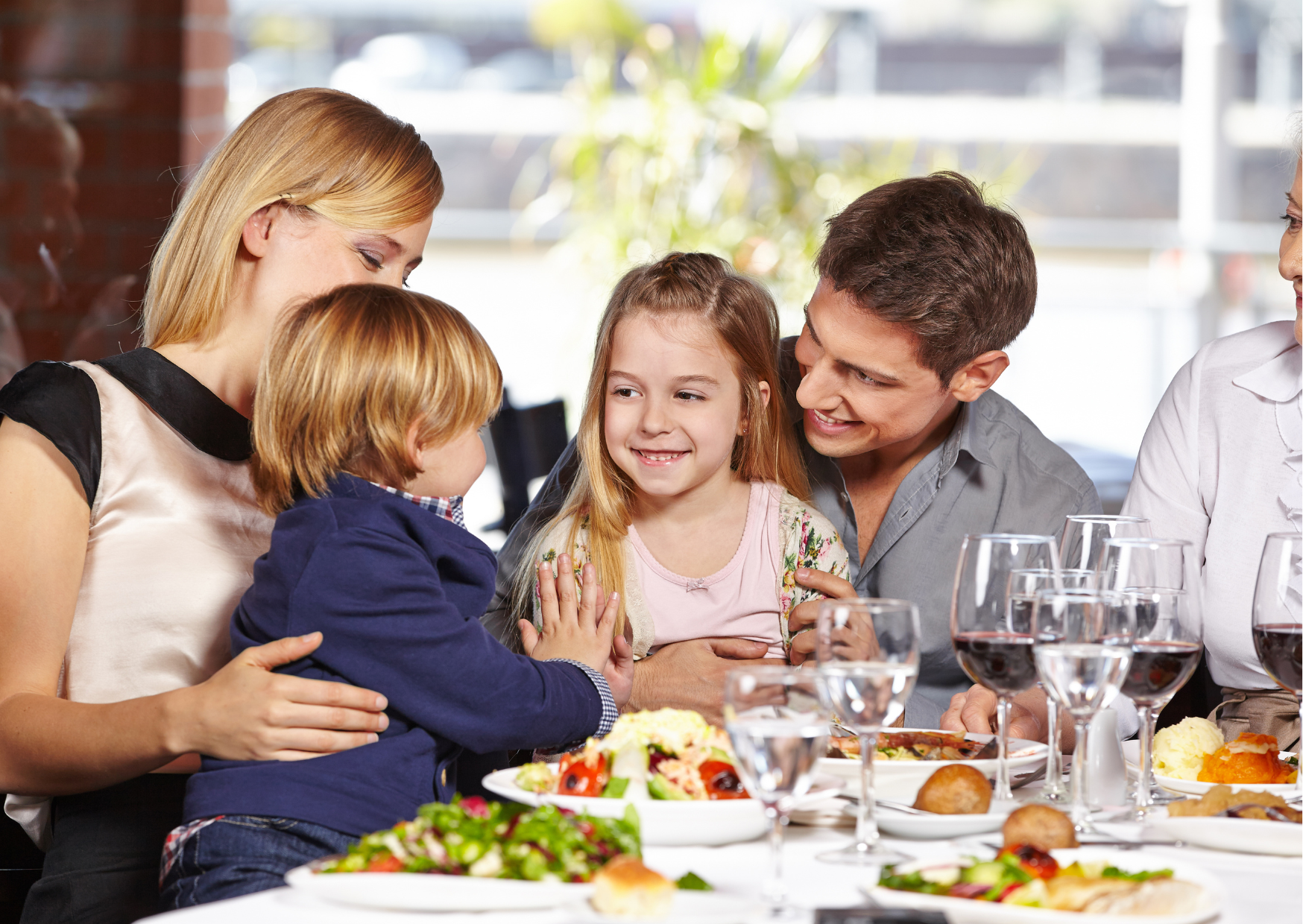 The Meal Behavior Europeans Accept That Americans Would Never Tolerate 6