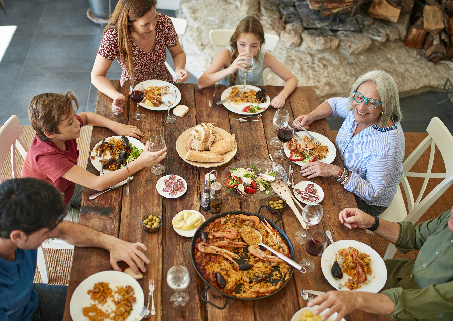9 Ways Spanish People Are Surviving 35°C Heat That Would Kill Americans 2 Ways Spanish People Are Surviving 35