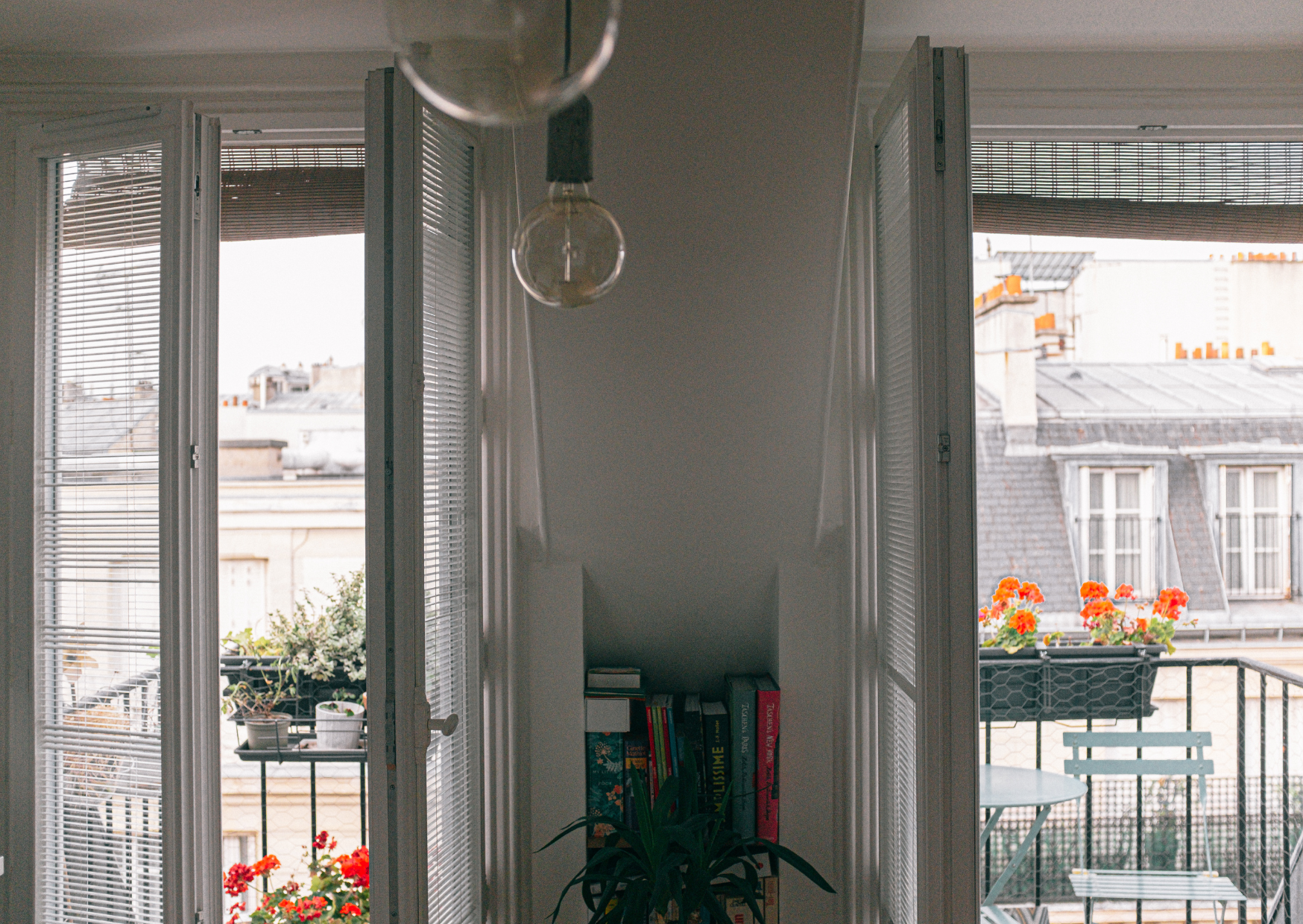 Why Europeans Air Out Their Homes This Way That Americans Think Invites Burglars 2 Why Europeans Air Out Their Homes