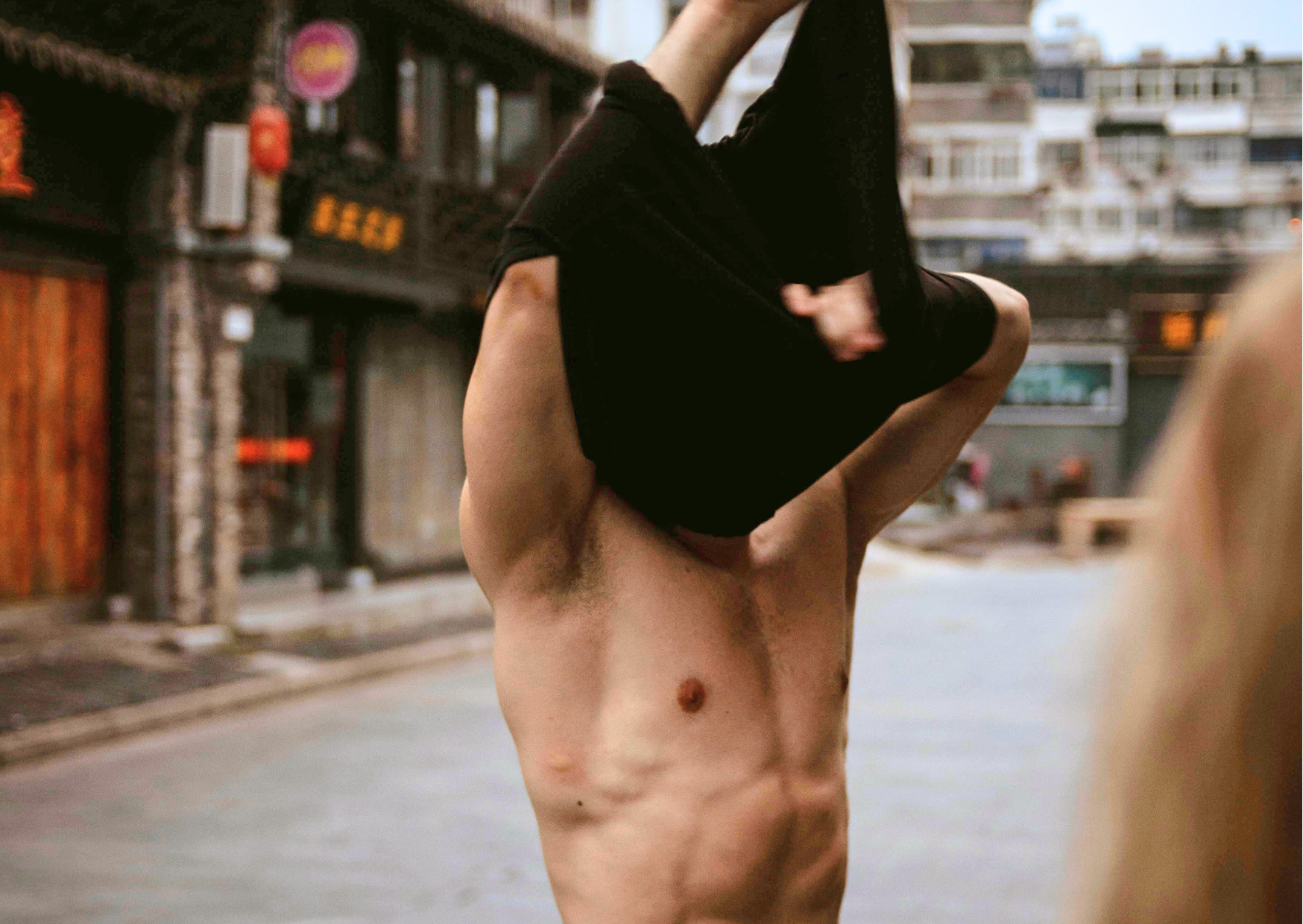 The Italian Body-Exposure Rules That Shock American Tourists 4 Why Italian People Undress in Public Ways Americans Would Call Criminal 7