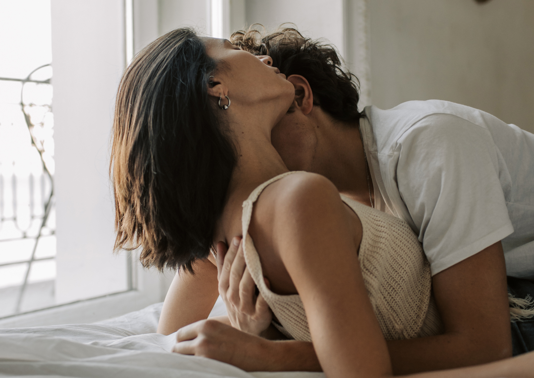 Bedroom Item French Couples Share 6