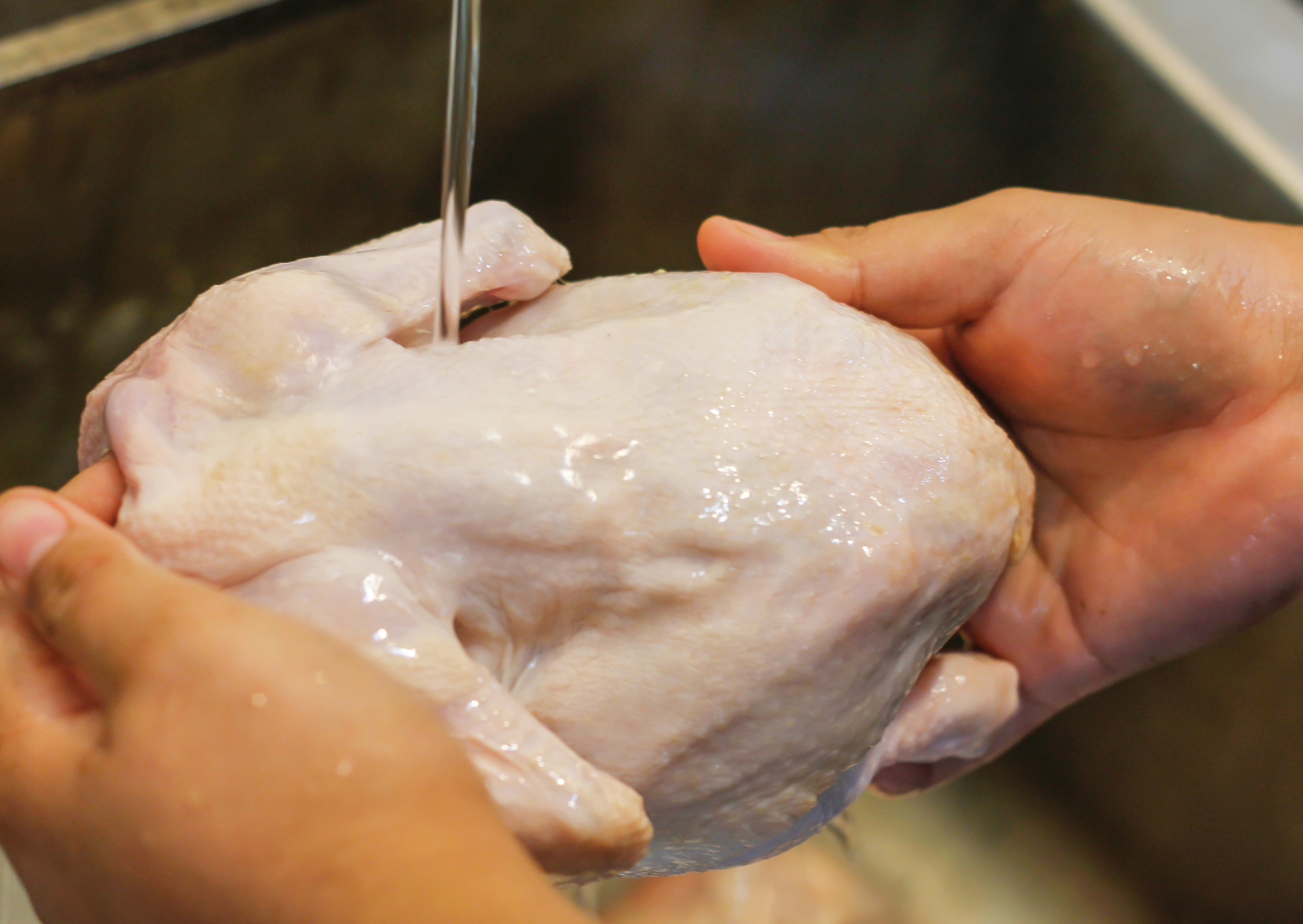 The Chicken Prep Habit in Spanish Kitchens That Would Horrify American Food Safety Officials 1 Chicken Prep Habit 3
