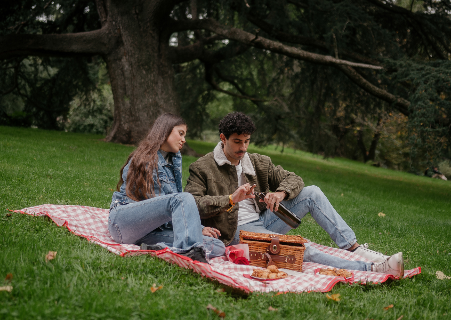 The Intimacy Rhythm Spanish Couples Maintain That Makes Americans Feel Inadequate 3 Intimacy Rhythm Spanish Couples Maintain 6