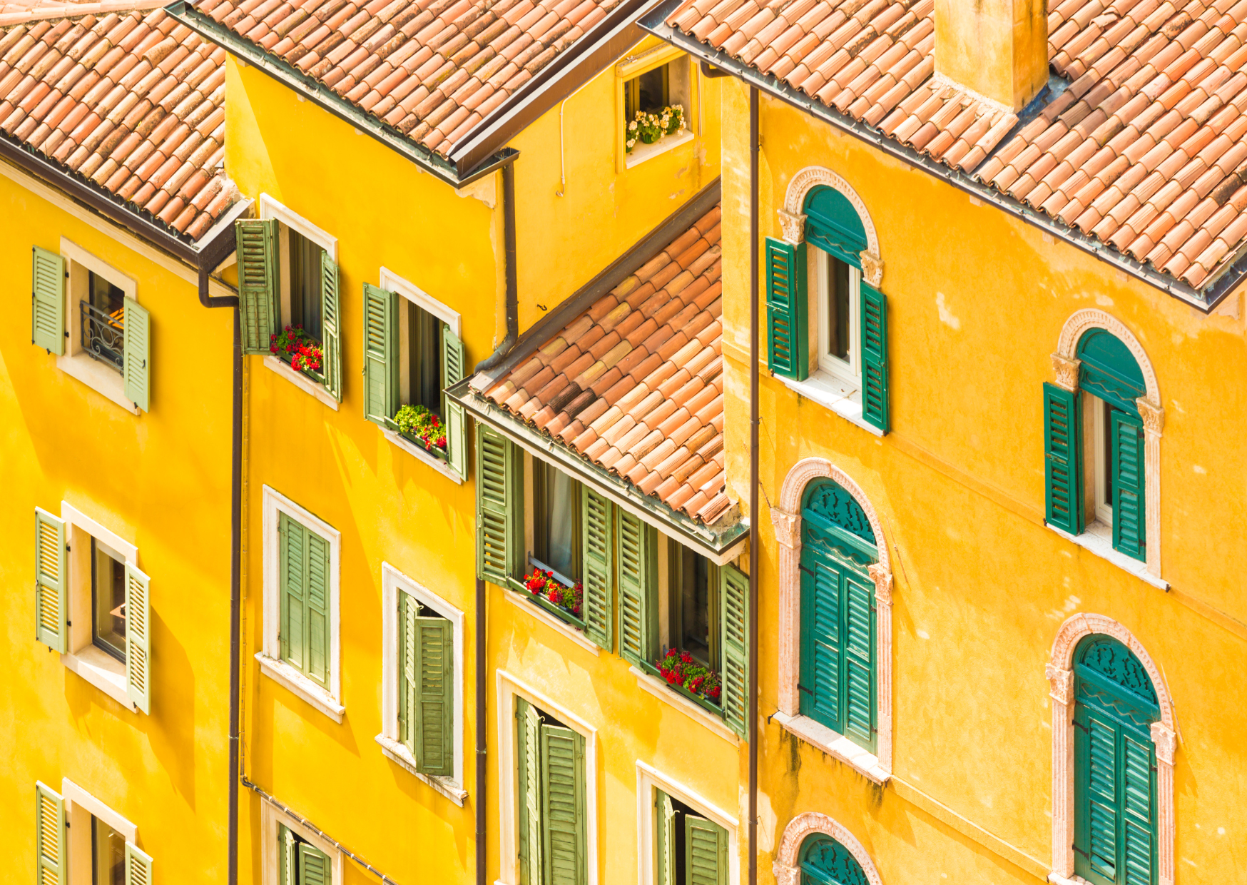 Italians Air Out Their Bedrooms 4