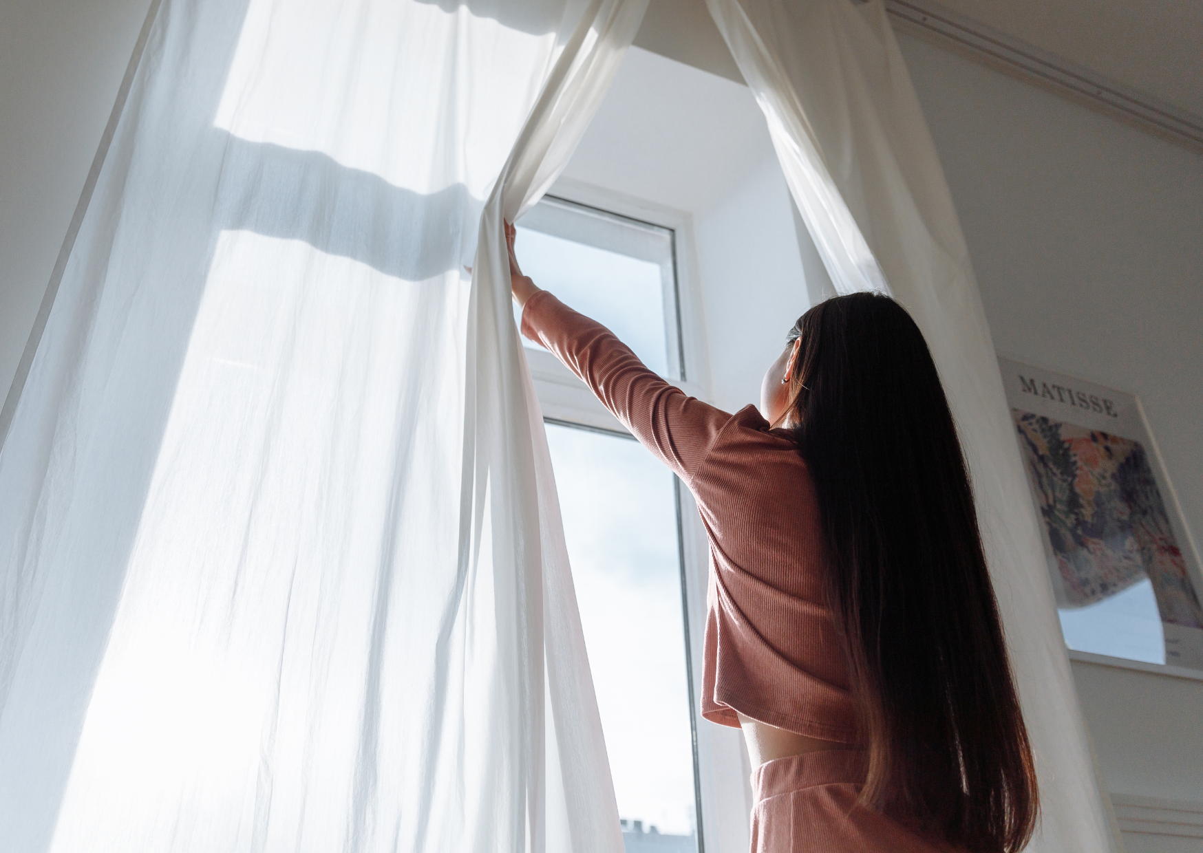 Italians Air Out Their Bedrooms