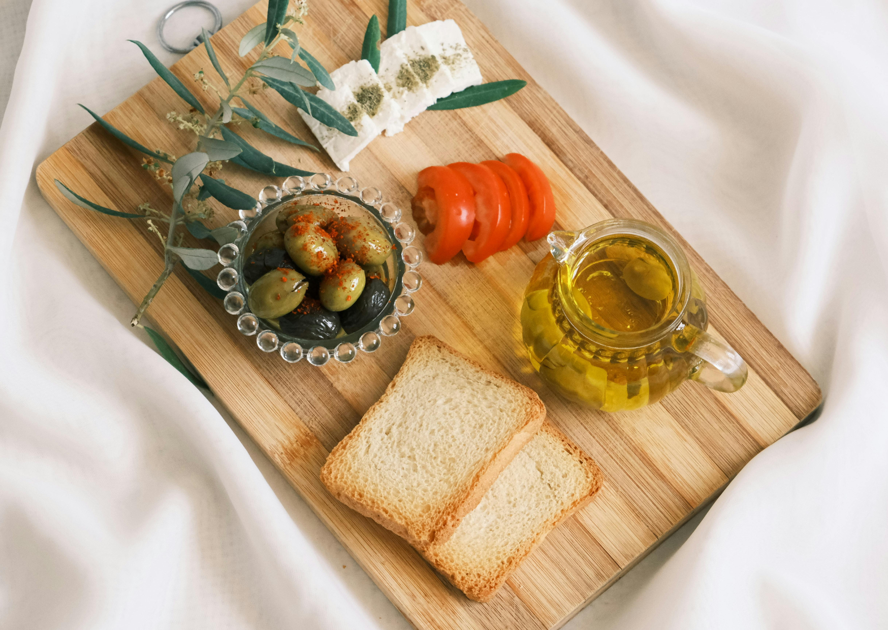 Spain’s Kitchen Fat Secret: The Oil Spanish Grandmothers Never Skip 4 Spanish Grandmothers Cook With This Oil 6
