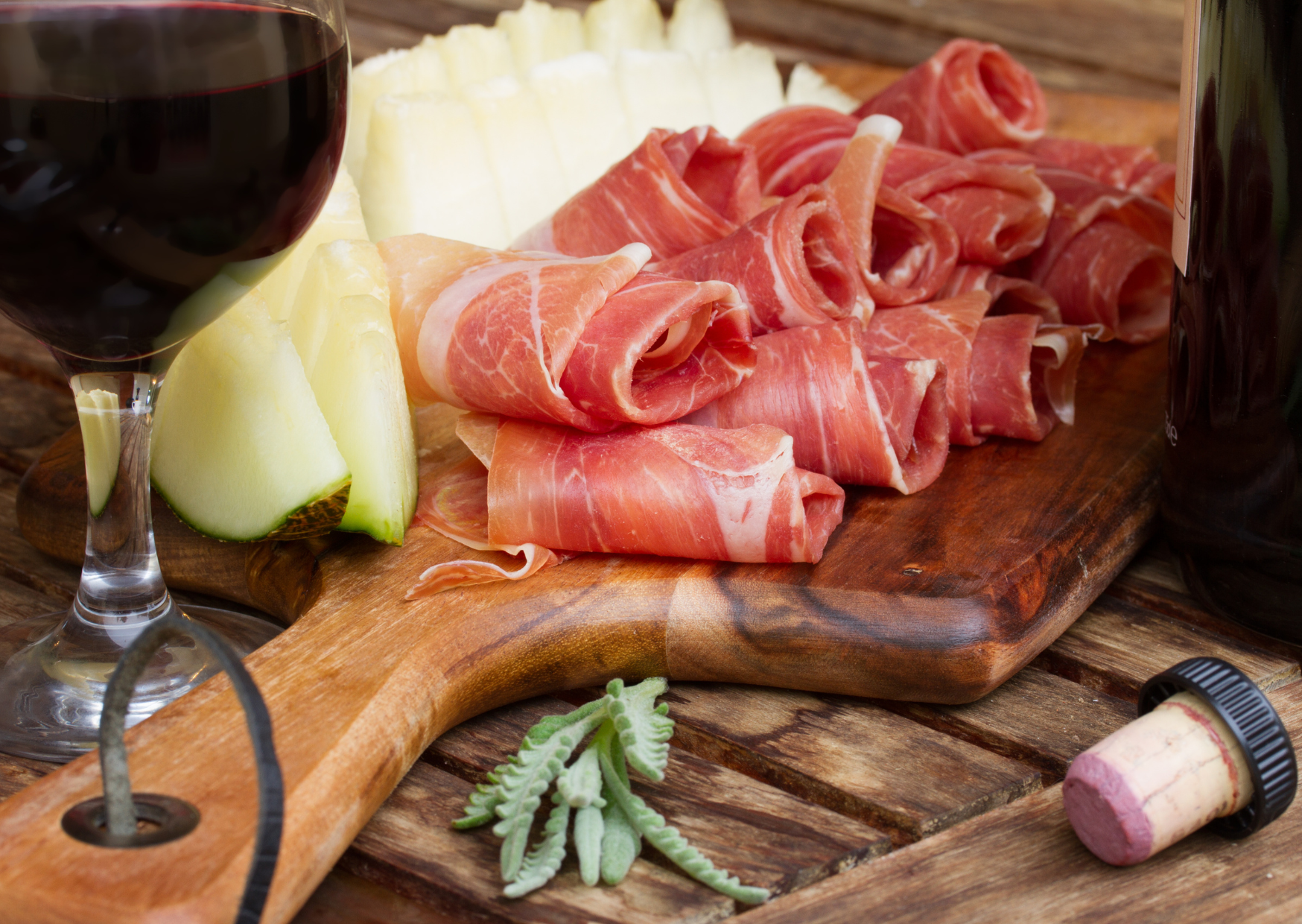 Why Spanish Women Stay Healthy Without Dieting the American Way 6 Spanish women 5