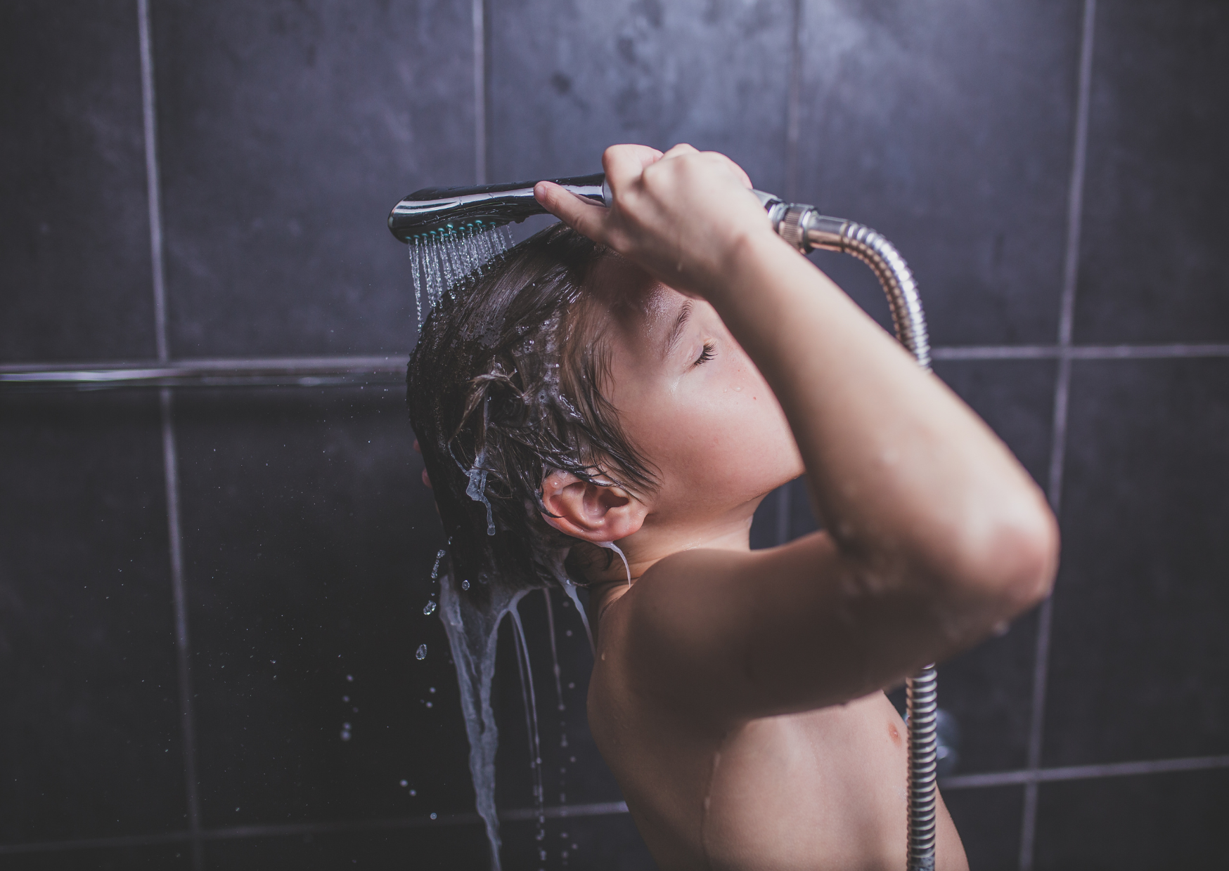 Americans Call It Disgusting. Europeans Call It Practical: The Shower Habit Europeans Treat as Normal That Americans Call Gross 4 Why Europeans Pee in the Shower 7