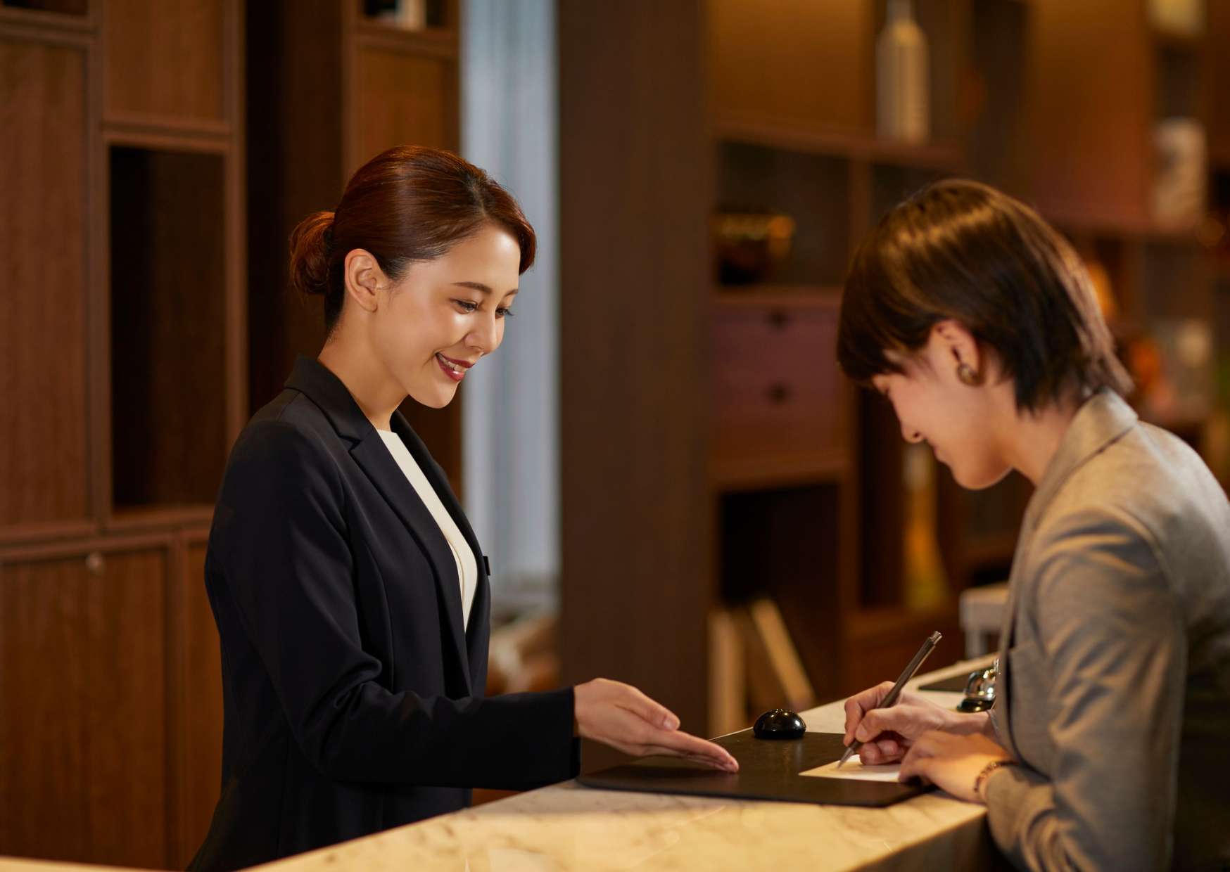 The Hotel Check-In Response That Makes European Staff Call Police 4 hotel check in 2
