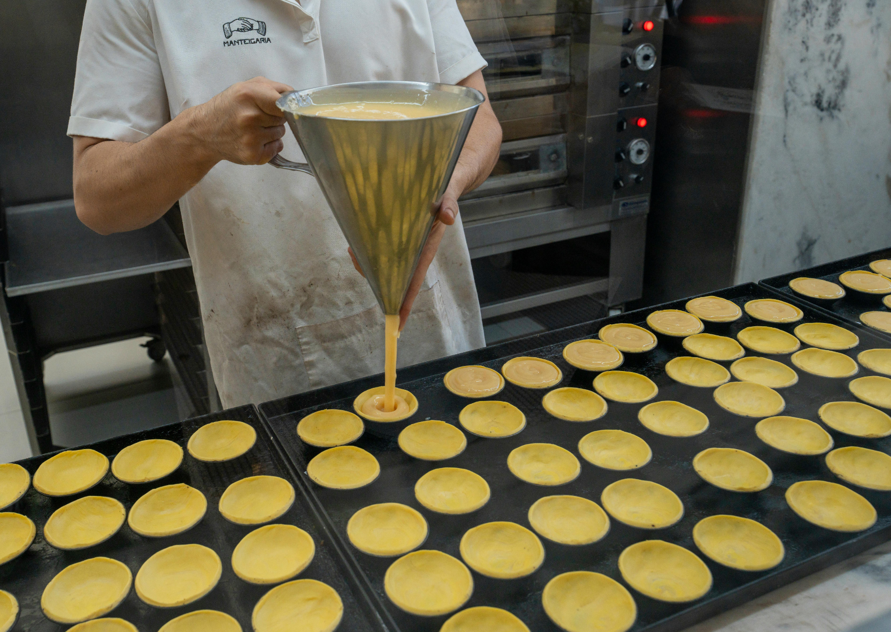 Before Making Pastéis de Nata, Learn These 3 Grandmother Rules: How to Make Pastéis de Nata With Flaky Layers and Blistered Custard 1 pasteis de nata