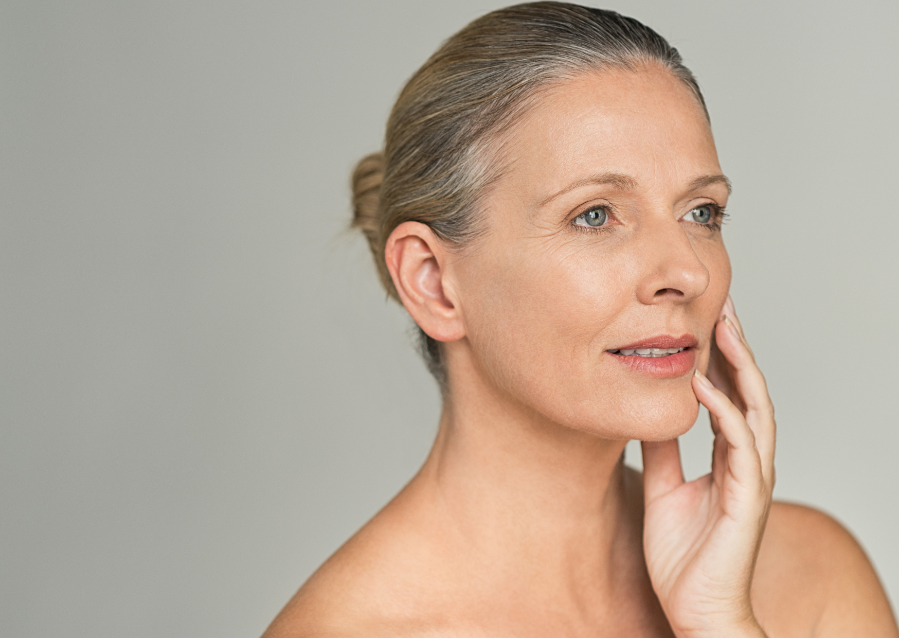 Age Like an Italian: How Italian Women Stay Youthful Without Cosmetic Surgery 1 Aging Secret Italian Women Hide 2