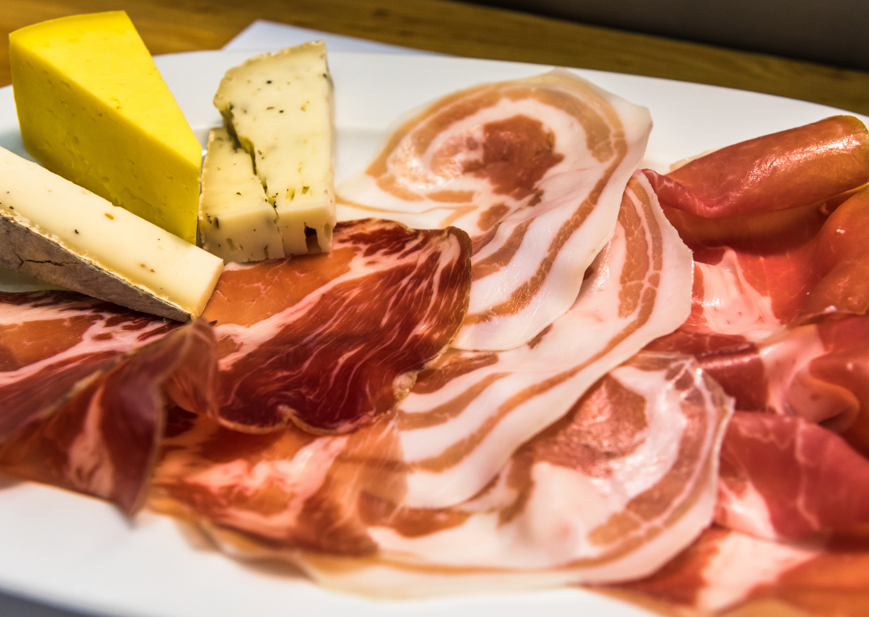 The Italian Aperitivo Habit That Helps Control Appetite Before Dinner 5 Aperitivo 4