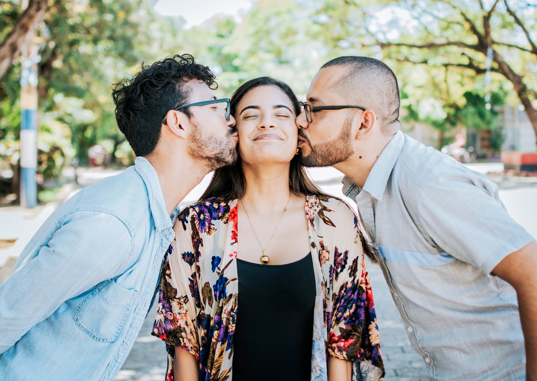 Why Italian Coworkers Kiss Hello Every Morning While Americans Report to HR 4 Italians coworker kiss 2