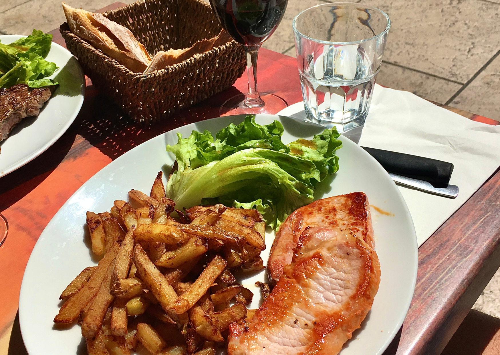 The Lunch Break in France That’s Legally Protected From American Meetings 5 Lunch Break in France 4