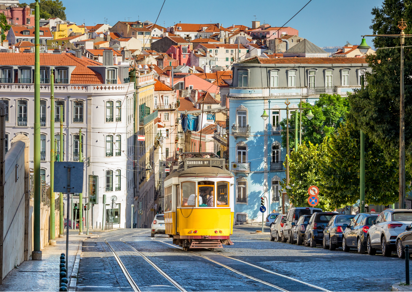 Why 59% of Americans Who Move to Lisbon Relocate to Porto Within 2 Years 2 Monthly Budget in Lisbon