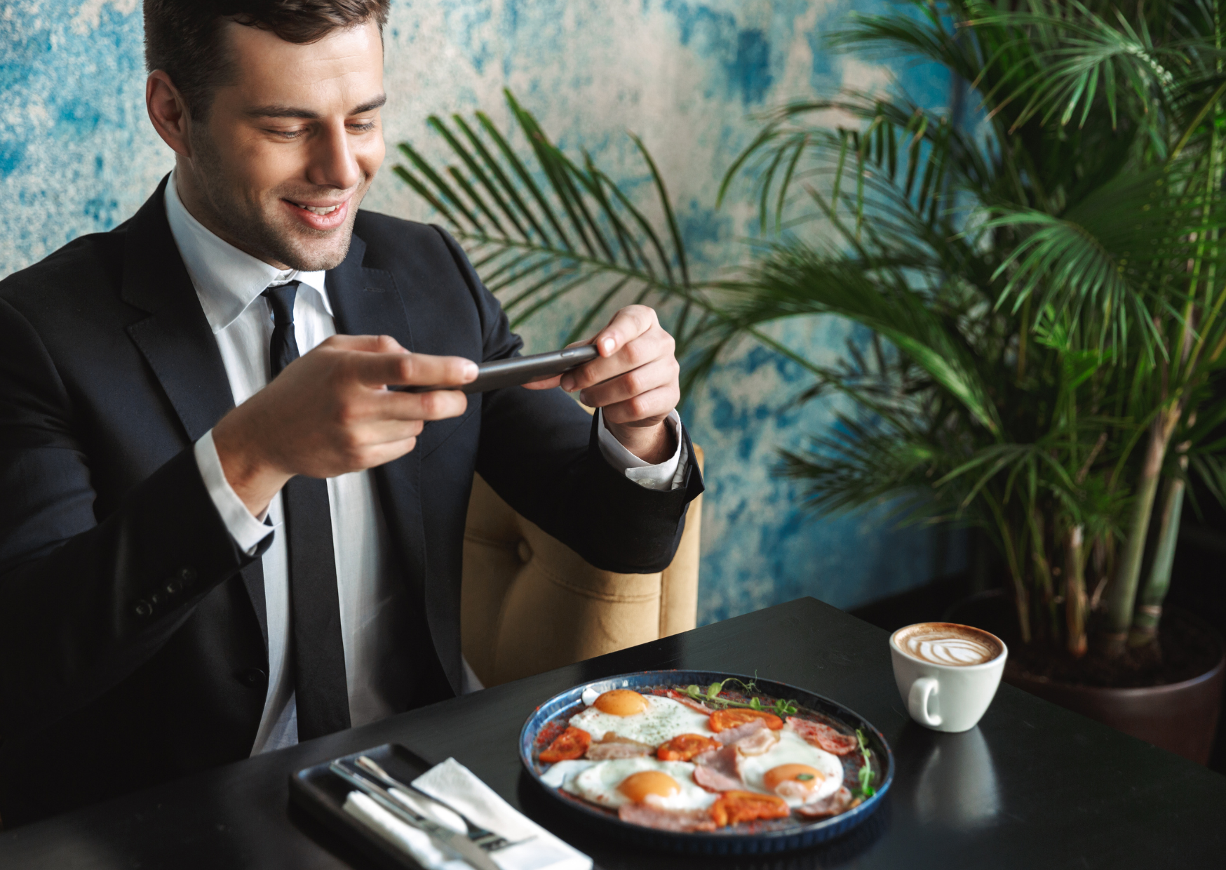 Why Photographing Your Food in French Restaurants Can Double Your Bill: Americans Photograph Every Plate. French Restaurants May Charge Them for It 1 Food in French Restaurants 2