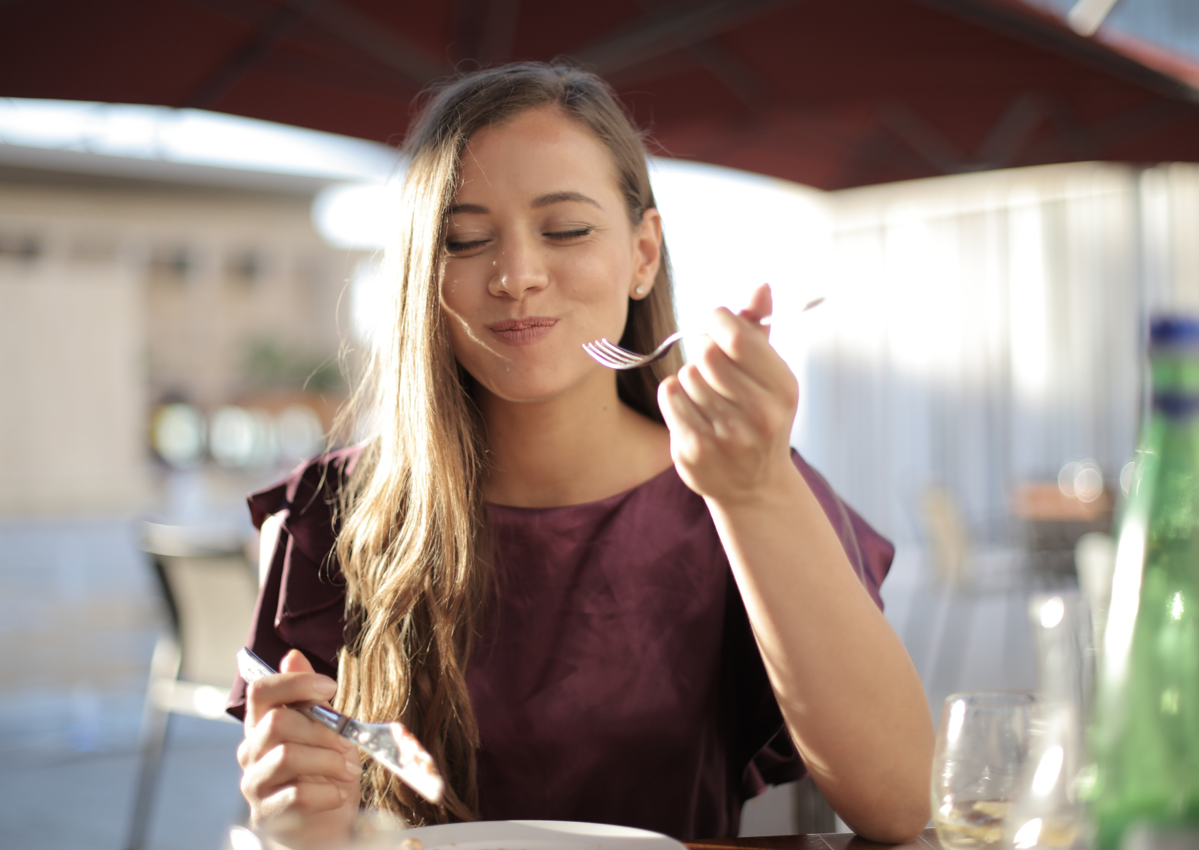 Why Daily Feta in Greece Feels Normal While Americans Still Treat Cheese Like a Threat: The Mediterranean Feta Habit That American Diet Culture Gets Completely Wrong 4 Greeks Eat Feta 2