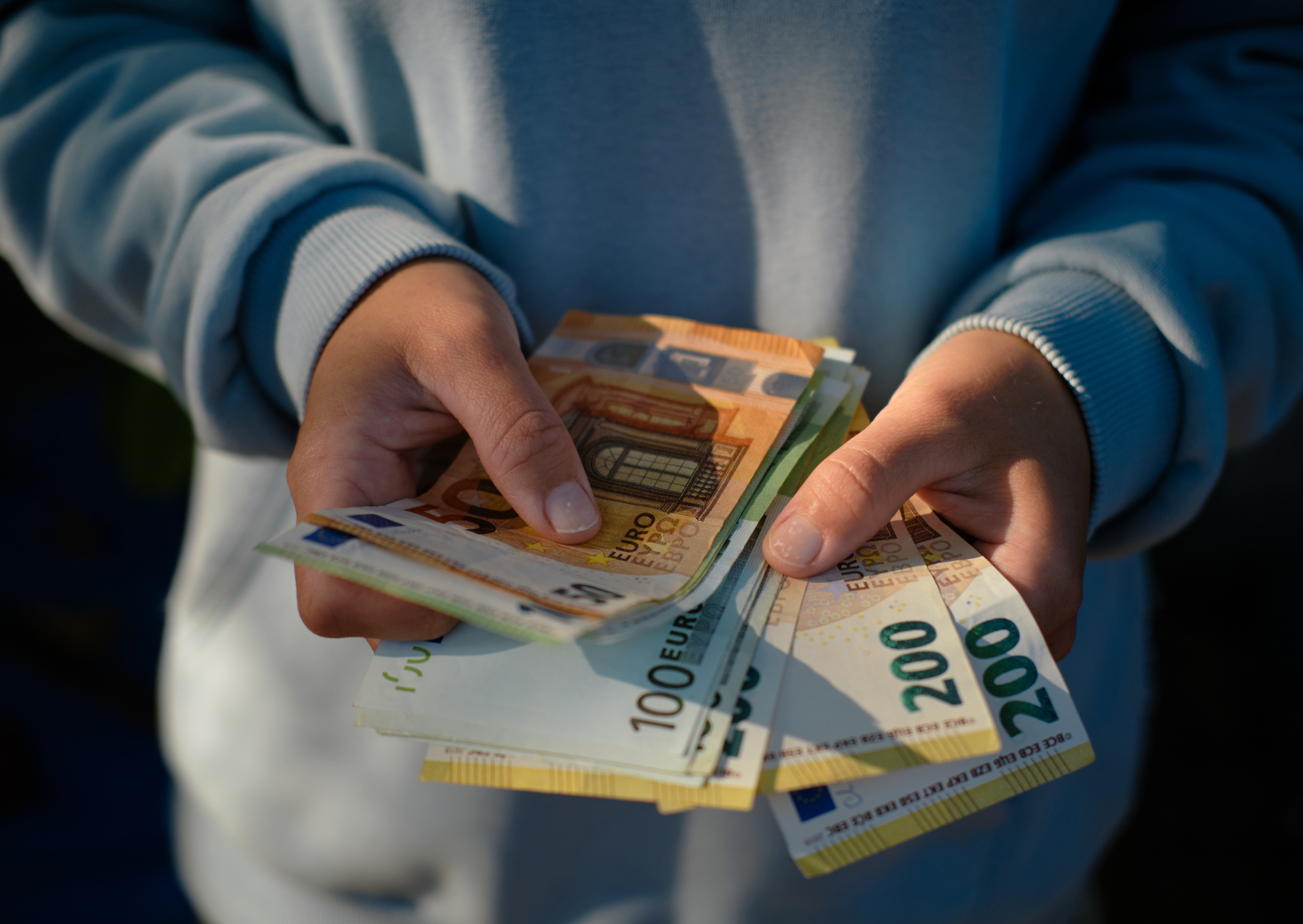 Paying cash in Germany 5