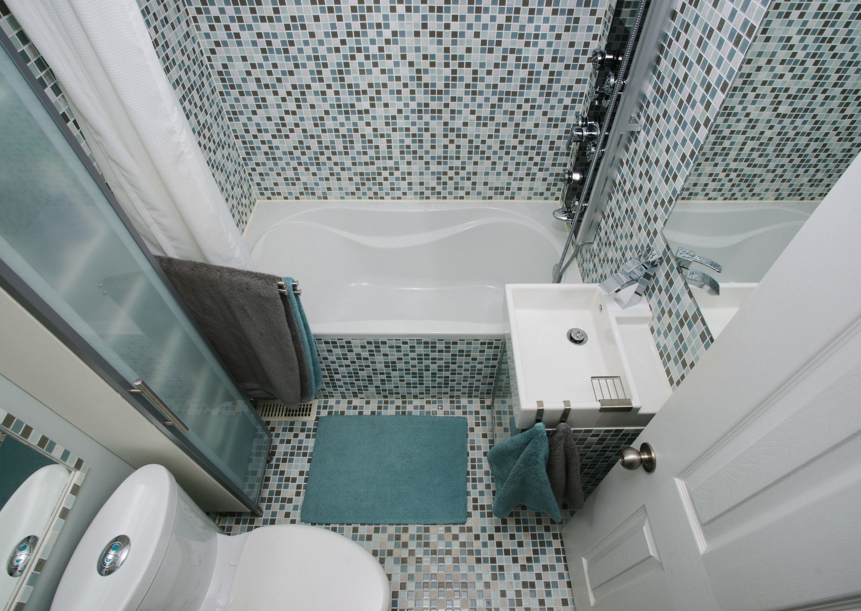 Spanish Bathrooms