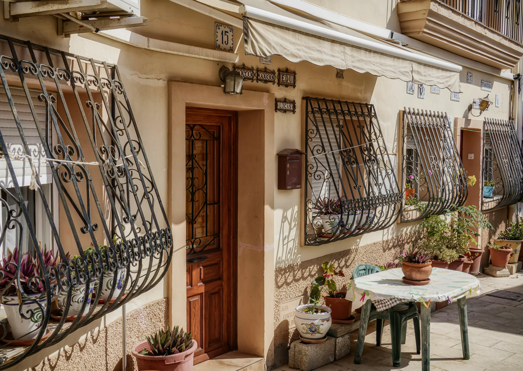 How the Spanish Schedule Cured This American Anxiety in 3 Months 4 Spanish schedule