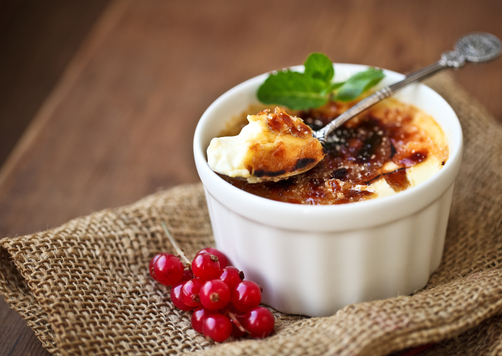 Does French Crème Brûlée Feel Different Than American Cheesecake After Dessert? Yes And the Ingredients Explain Why 4 french creme brulee 3