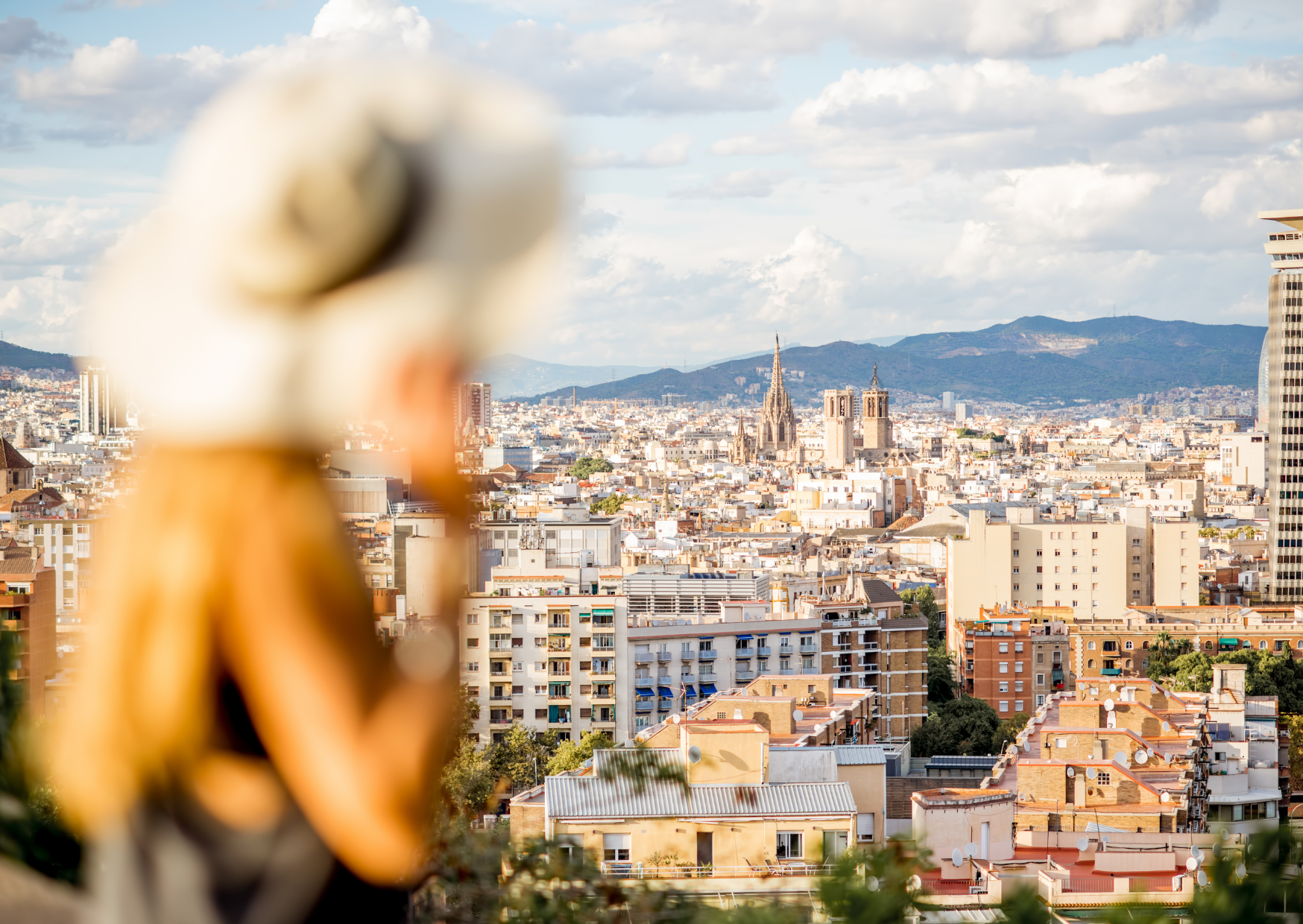 Barcelona’s Anti-Tourist Rules In 2025: Tourists, Residents, And What Actually Changes 3 Barcelona Tourists 4