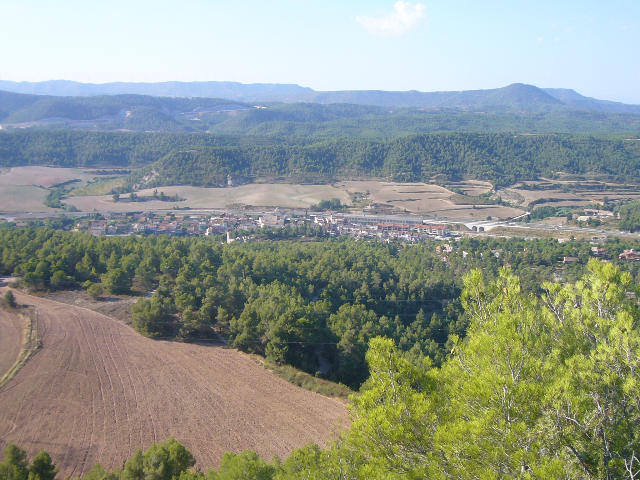 Spain’s Empty Villages: Free House Plus €200 Monthly For Americans 3 Castelloli vist des del castell de Castelloli