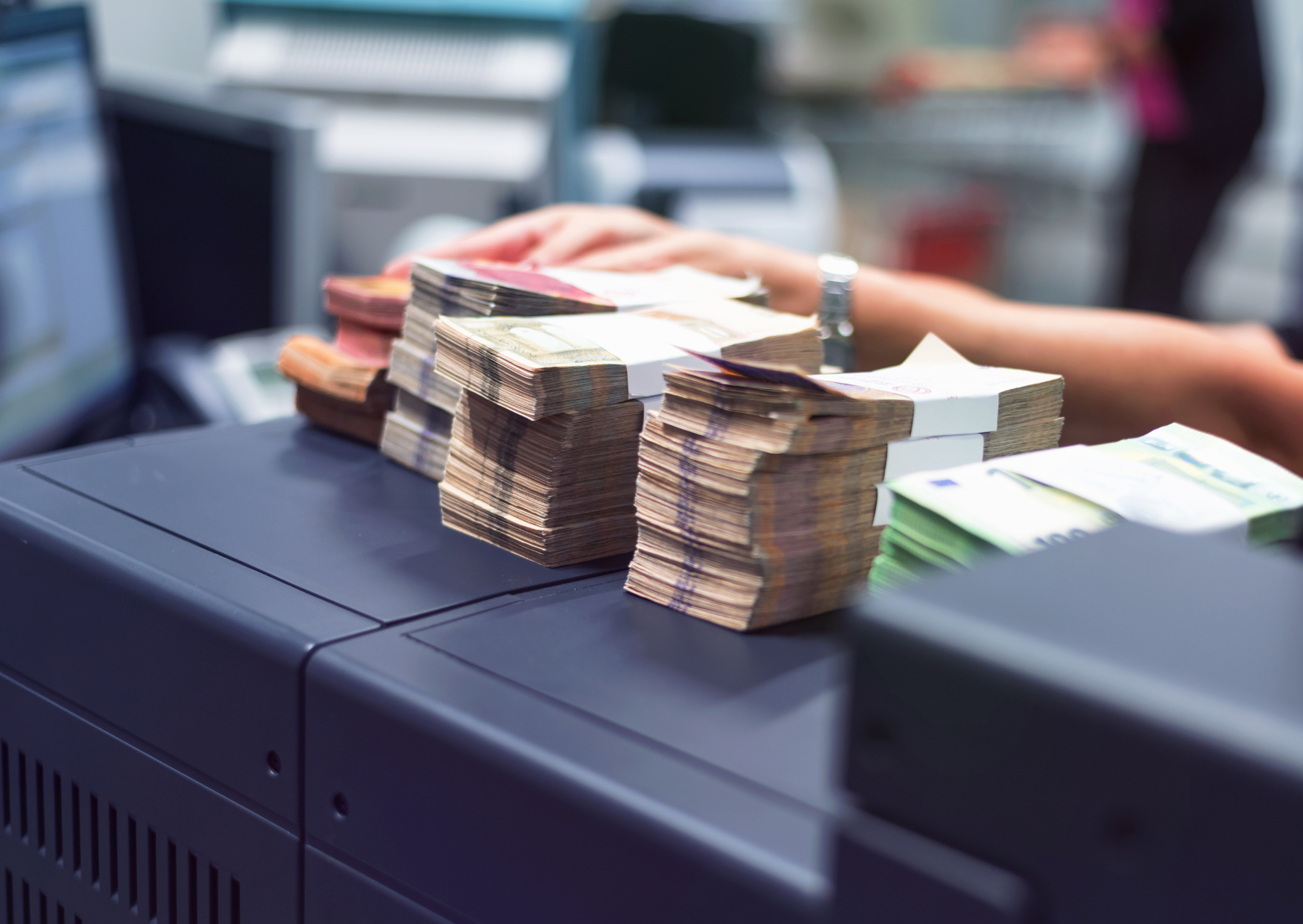 Chase Laughed When I Asked For 4.8% — Portuguese Banks Delivered 4 Chase bank 4