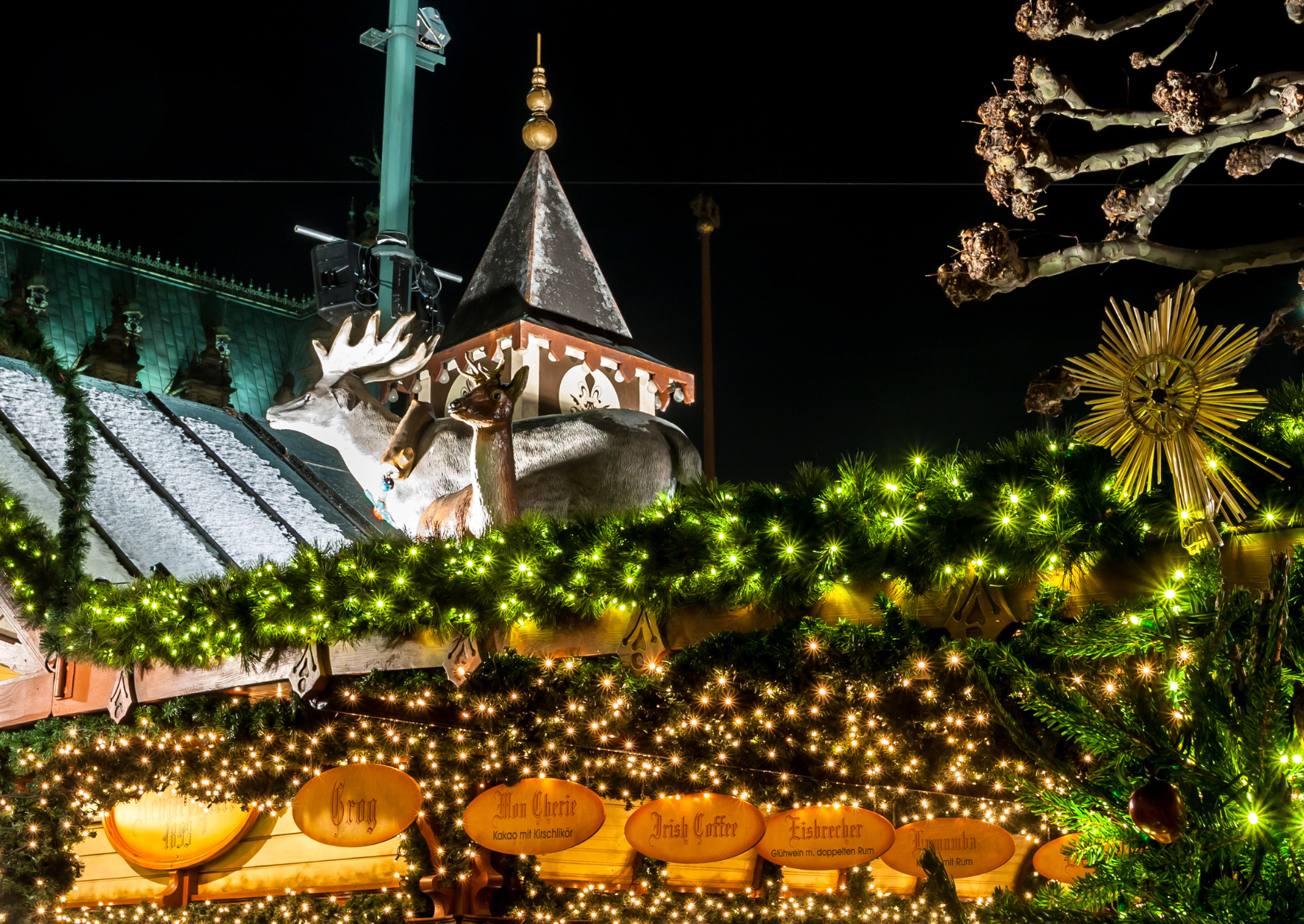 The Hamburg Christmas Market Jobs - €100 Daily Plus Tips 6 Hamburg Christmas Market 6