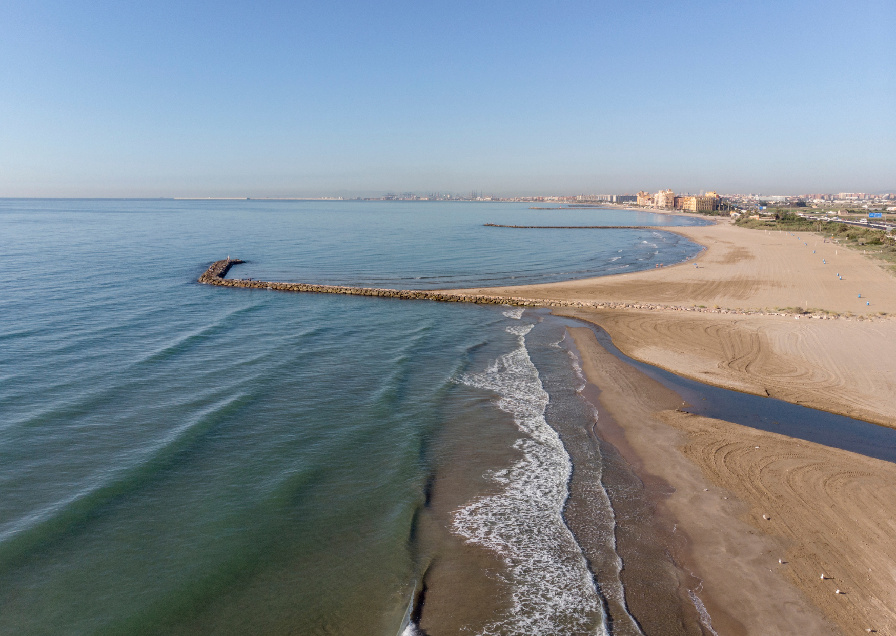 The Valencia Rental That Quietly Includes A Parking Space And Storage 5 Valencia 4