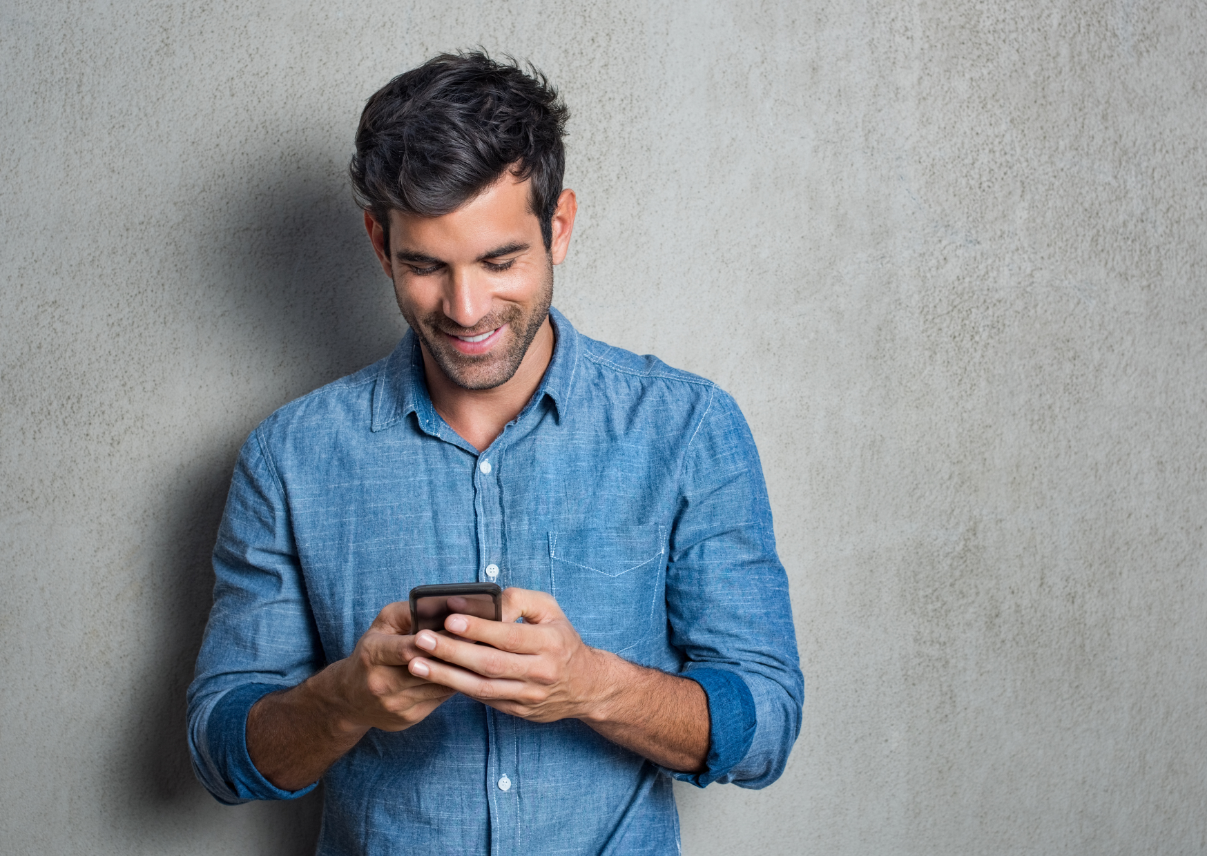 The WhatsApp Messages That Mark You As American Immediately 5 whatsapp 4